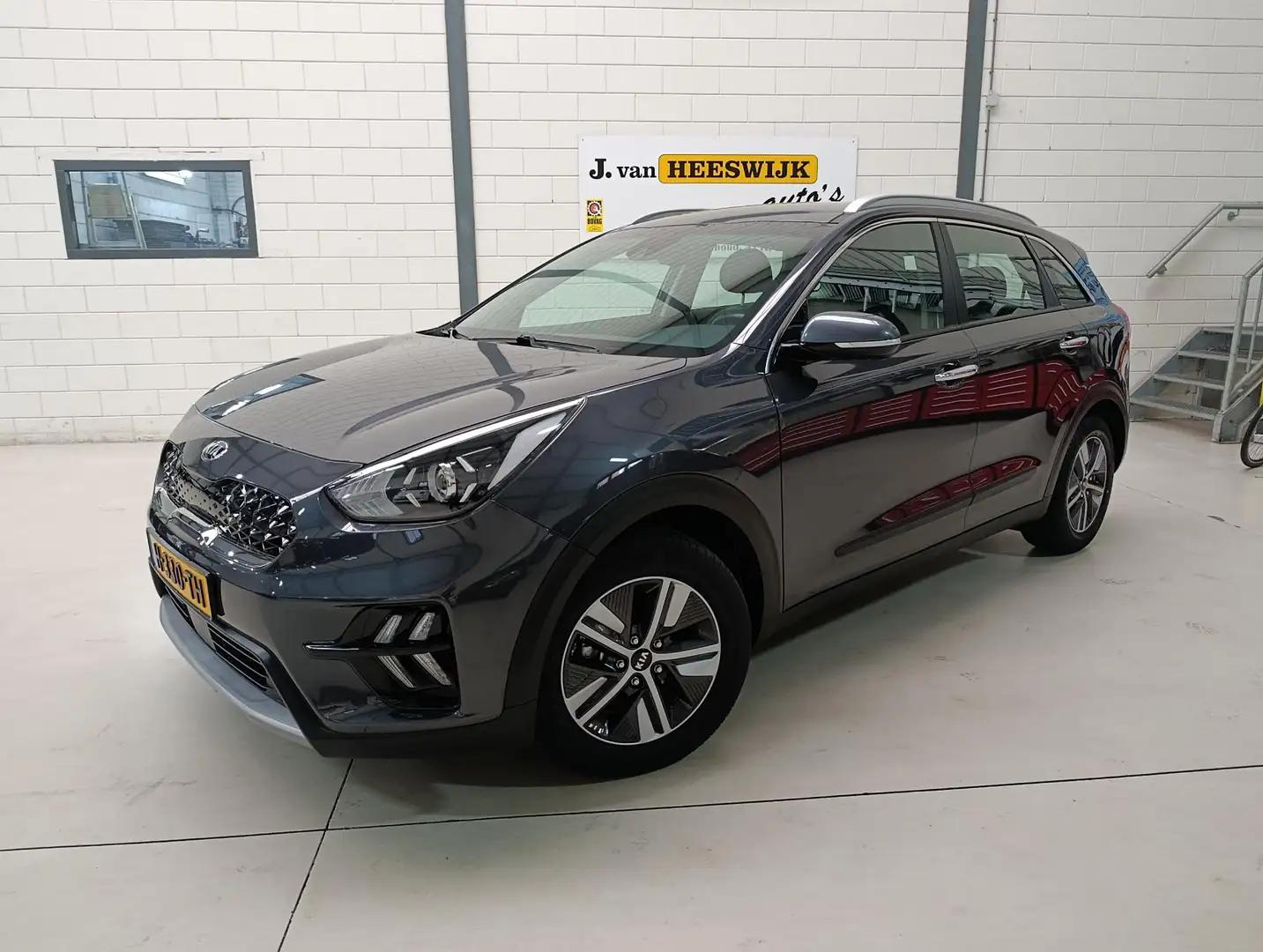 Kia Niro 1.6 GDi Hybrid DynamicLine Gris - 1