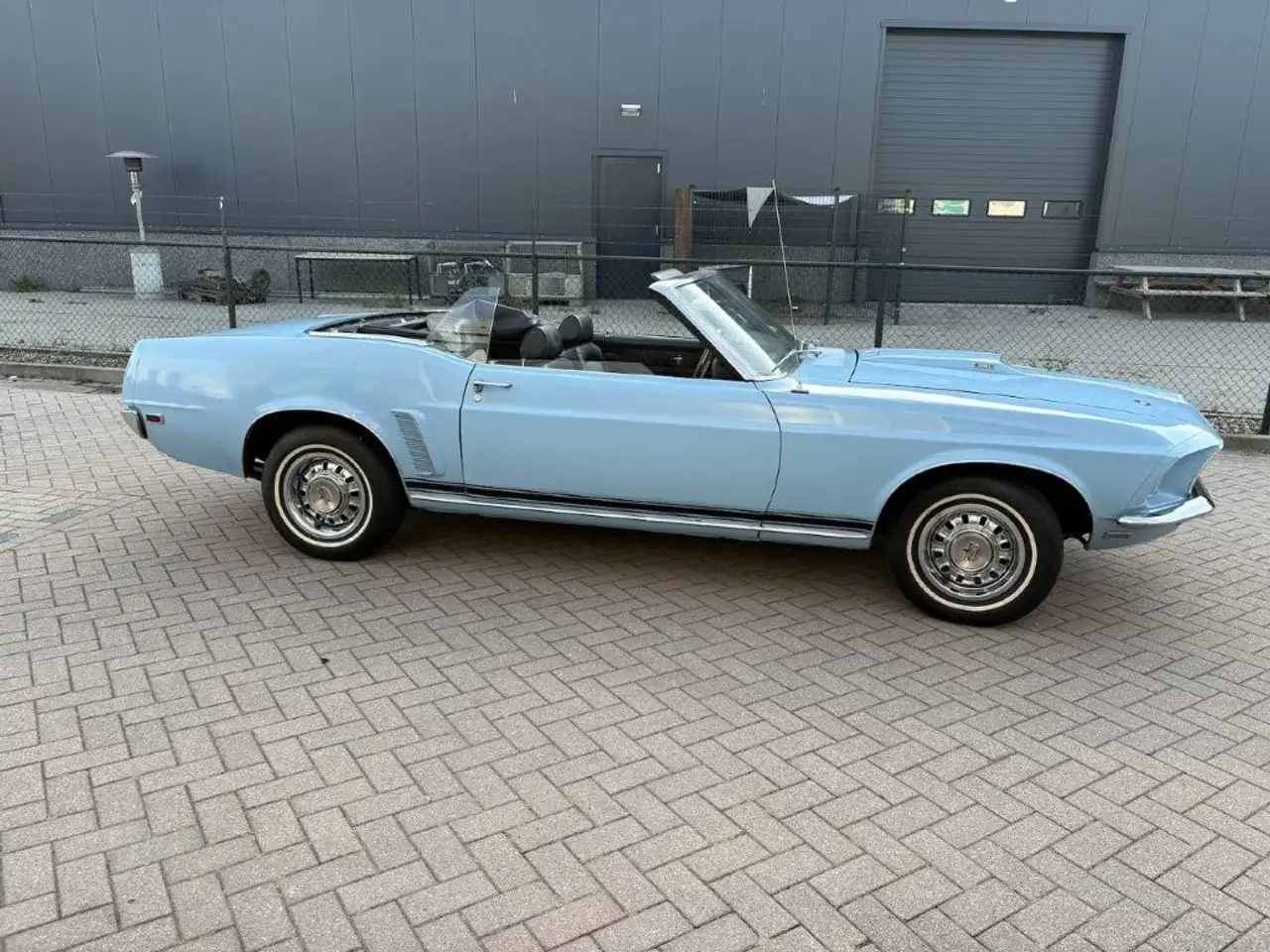 Ford Mustang M-Code convertible V8 5.7L, foto 1