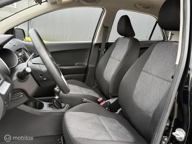 Kia Picanto view 4