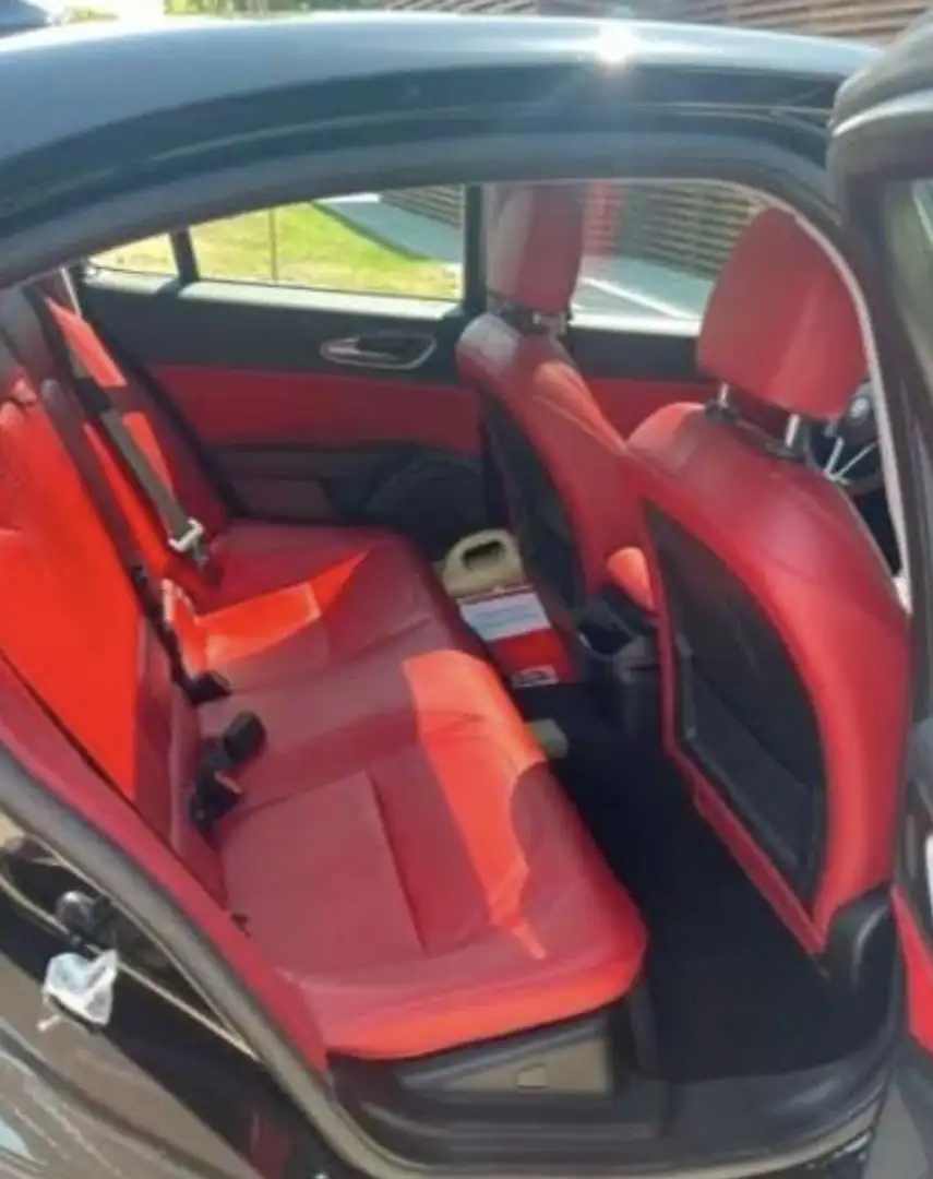 Alfa Romeo Giulia 2.0 Turbo 16V AT8 - 2