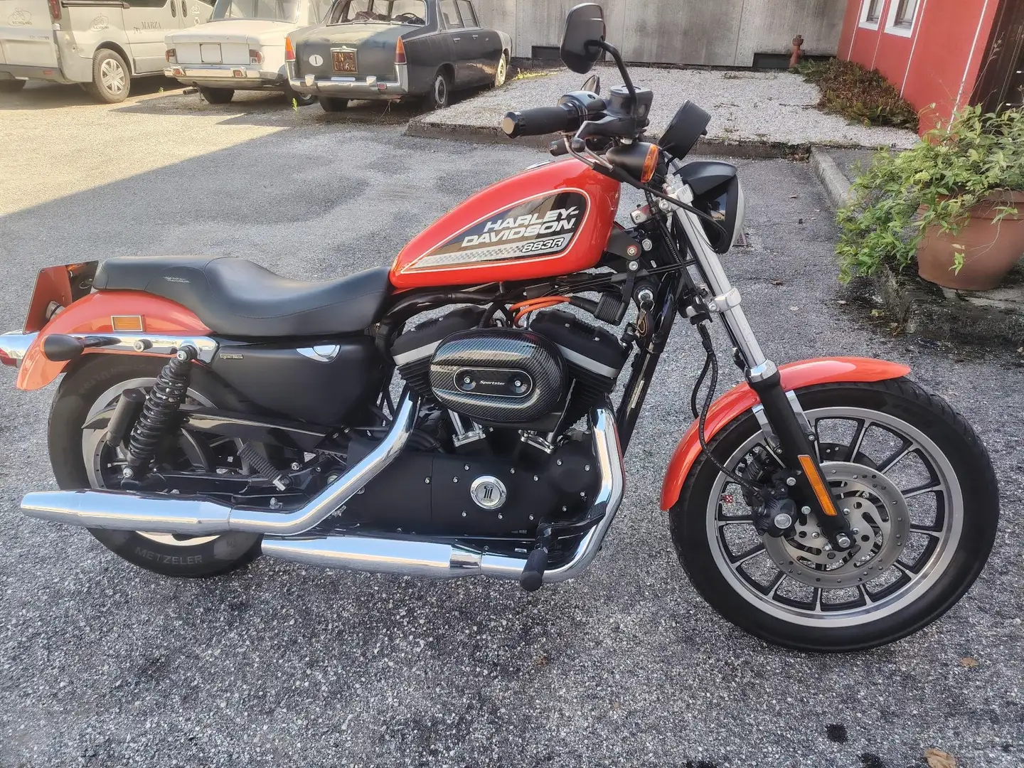 Harley-Davidson Sportster 883 Orange - 1