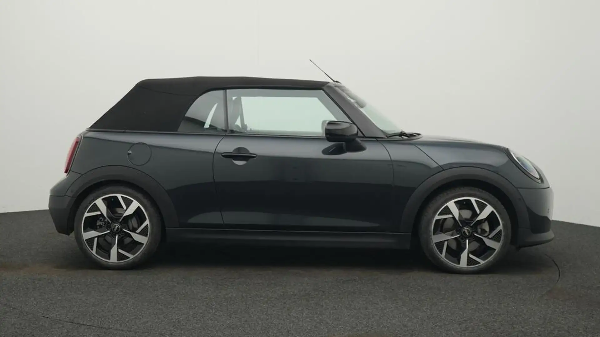 MINI Cooper C Cabrio Favoured Trim Grau - 2