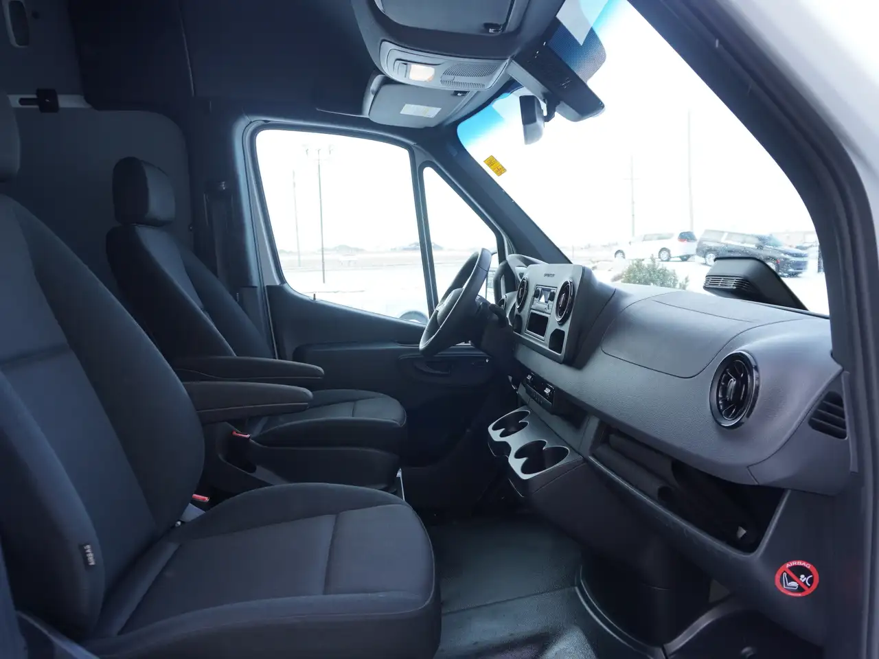 Mercedes-Benz Sprinter снимка Mercedes-Benz Sprinter
