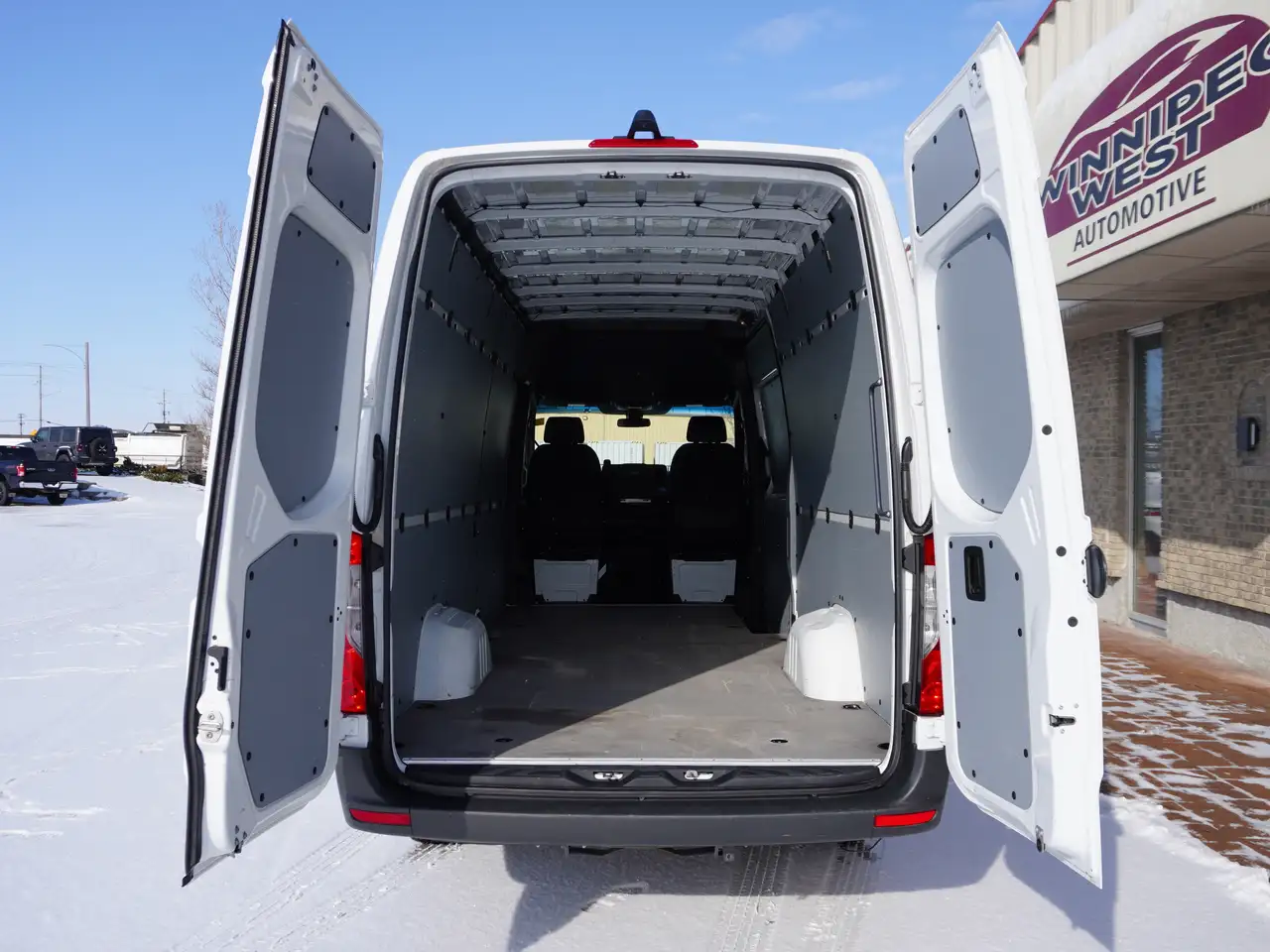 Mercedes-Benz Sprinter снимка Mercedes-Benz Sprinter