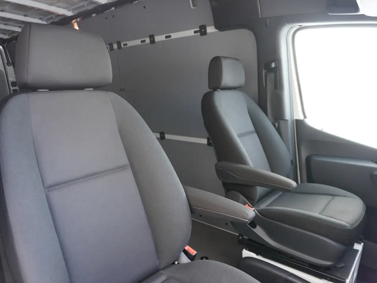 Mercedes-Benz Sprinter снимка Mercedes-Benz Sprinter