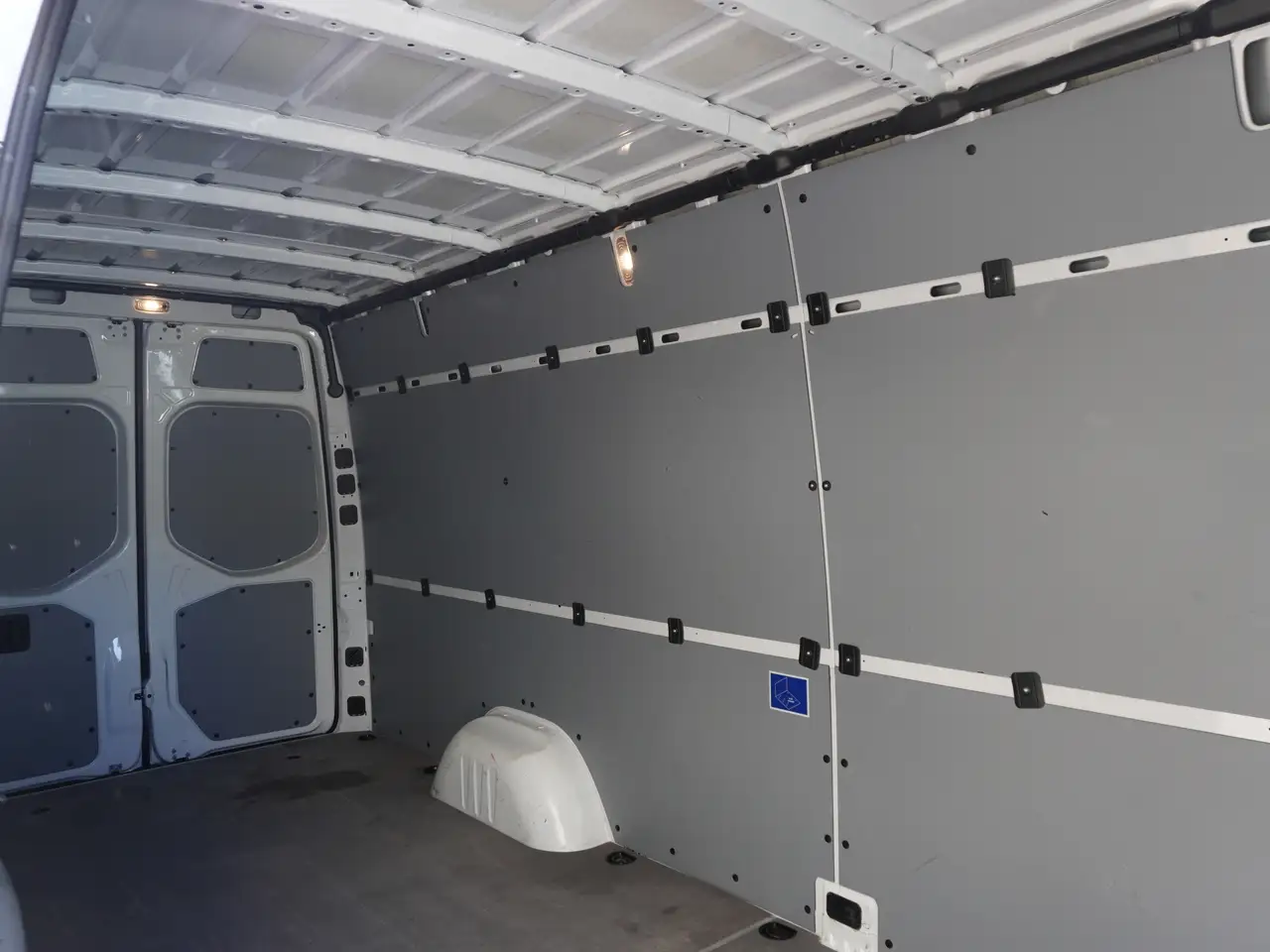 Mercedes-Benz Sprinter снимка Mercedes-Benz Sprinter