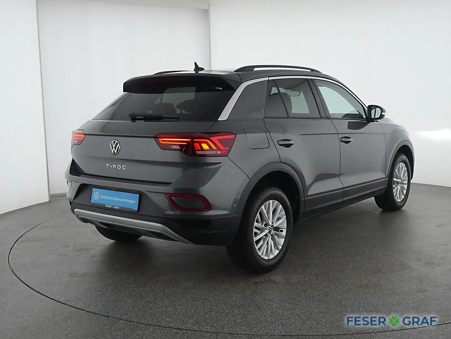 Volkswagen T-Roc 1.0 TSI Life Navi/LED/V-Cockpit/SHZ/16" Gris - 2