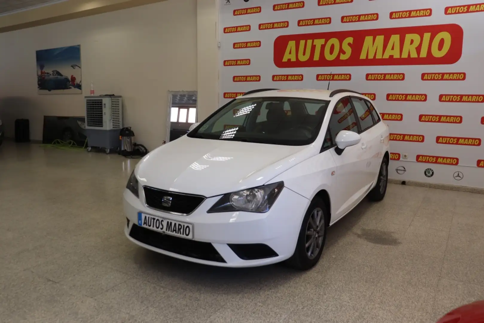 SEAT Ibiza ST 1.6TDI CR Reference Blanc - 2