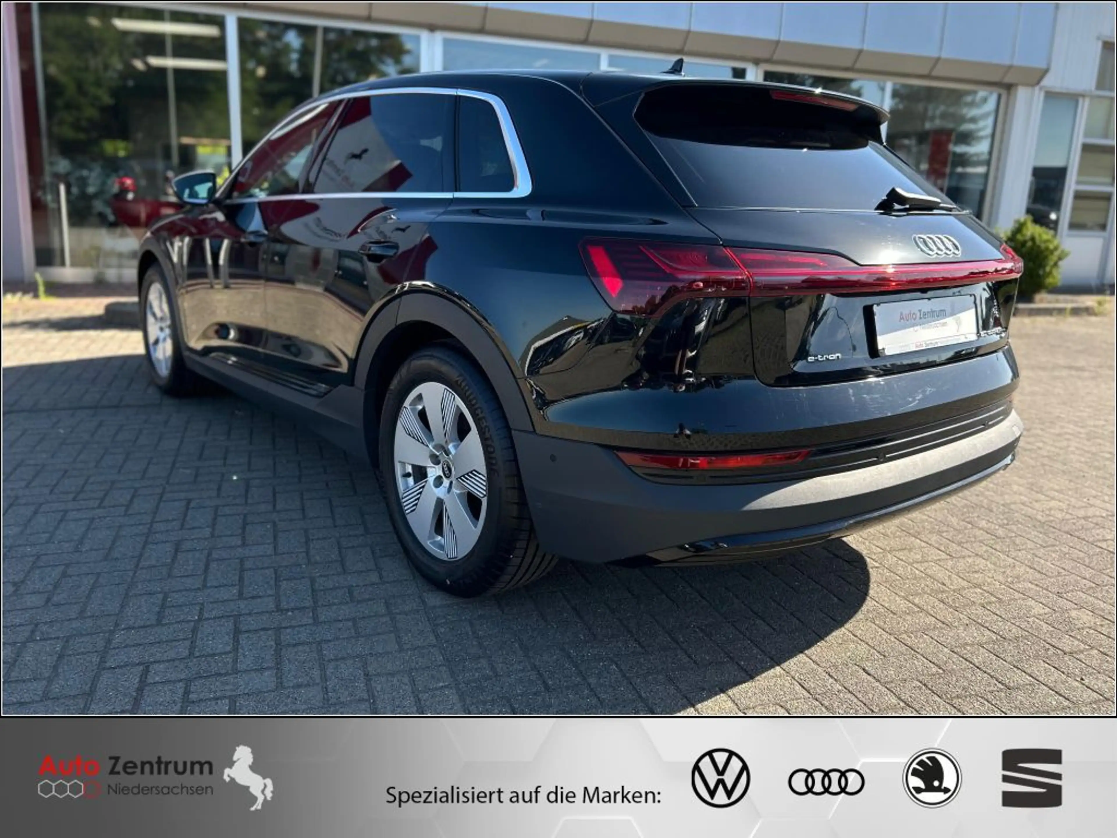 Audi e-tron quattro AZN-Haus-Förderung* Batt-Zertifikat Luftfd — photo 11