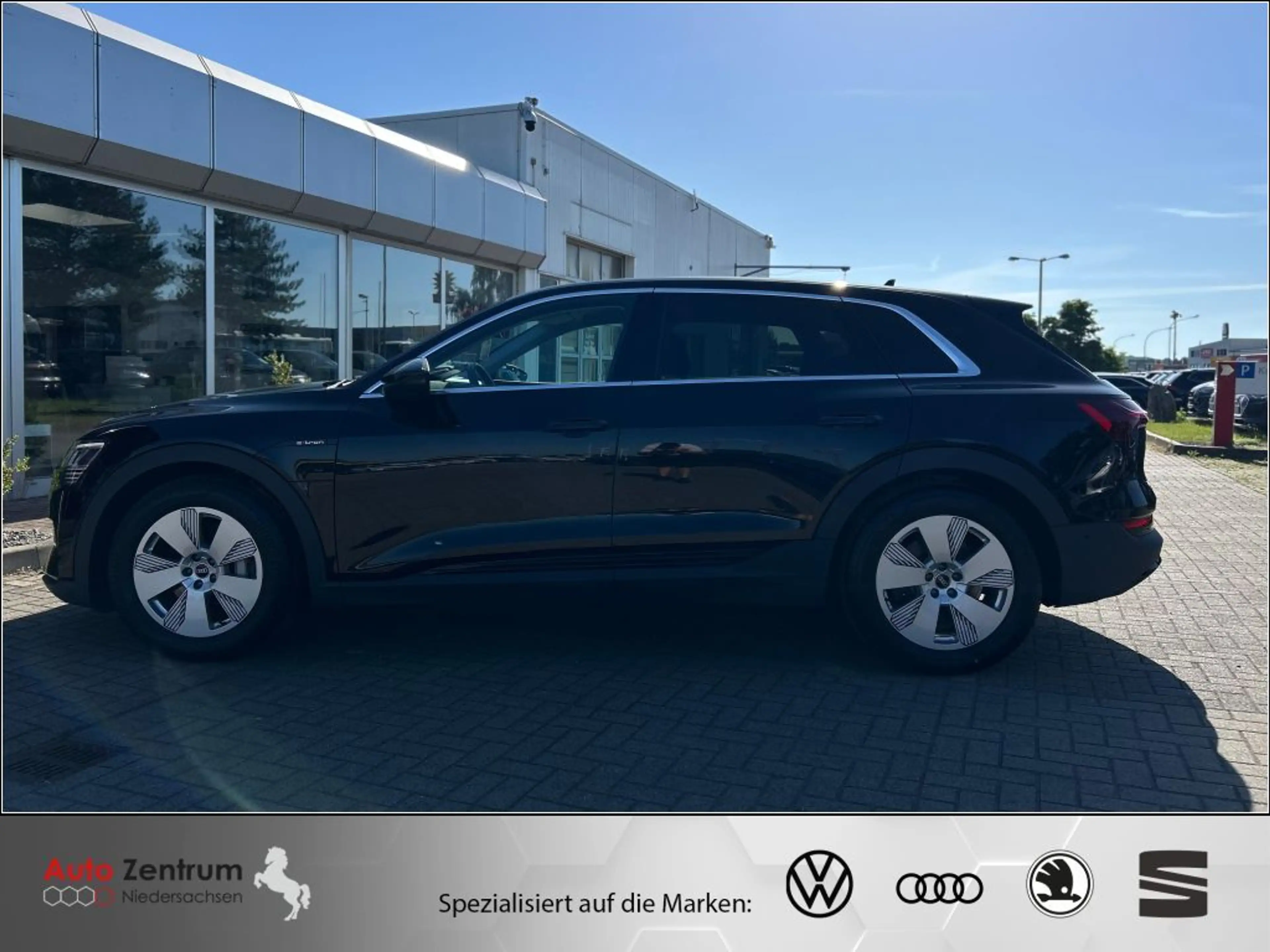 Audi e-tron quattro AZN-Haus-Förderung* Batt-Zertifikat Luftfd — photo 12