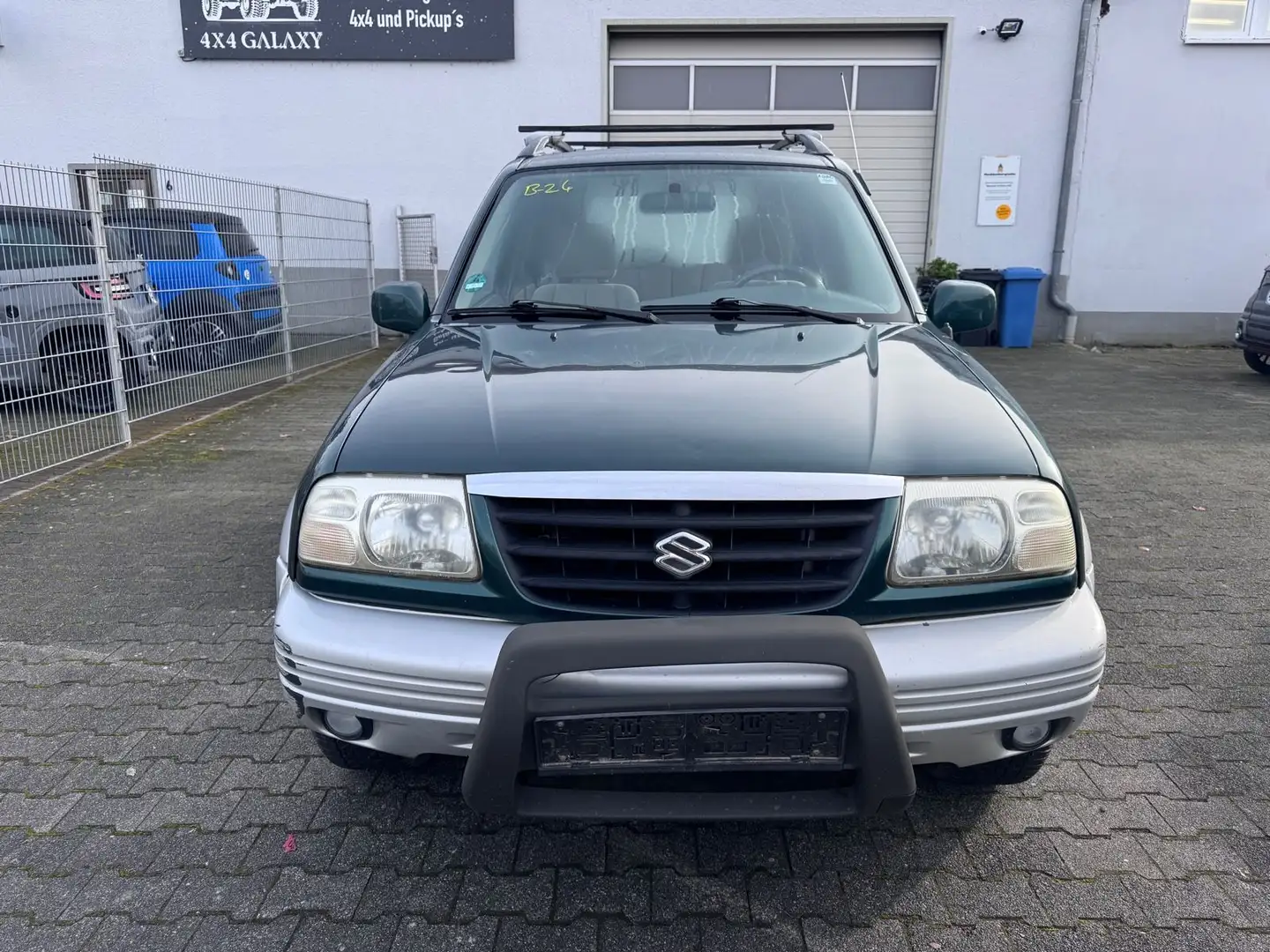 Suzuki Grand Vitara 5-trg. 2.5 V6 Comfort Grün - 2