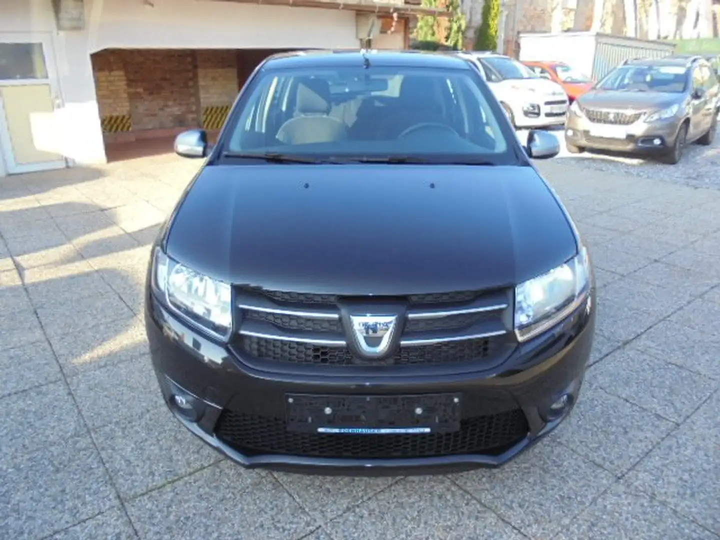 Dacia Sandero Sandero 1,2 16V 75 Schwarz - 2