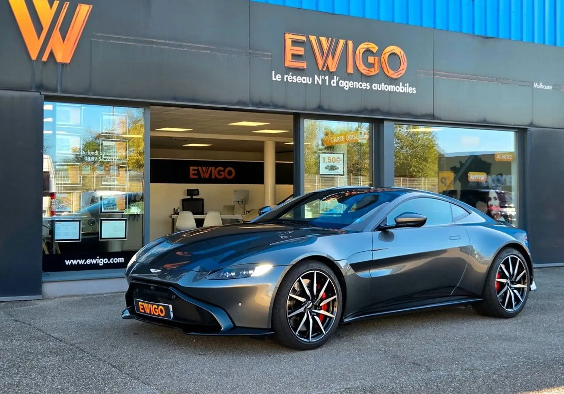 애스턴마틴 V8 Coupe 2020 건메탈 사진 1