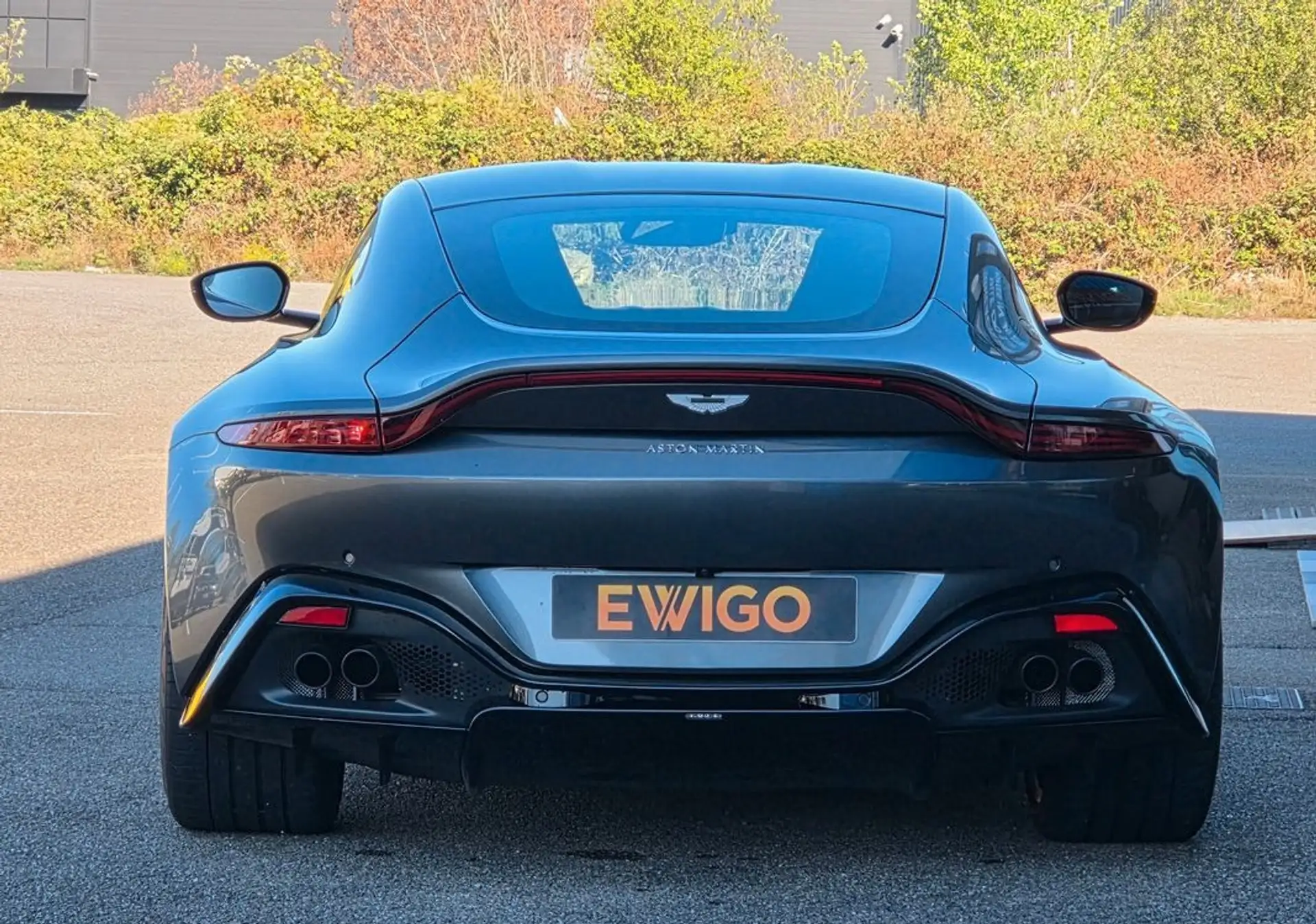 애스턴마틴 V8 Coupe 2020 건메탈 사진 6