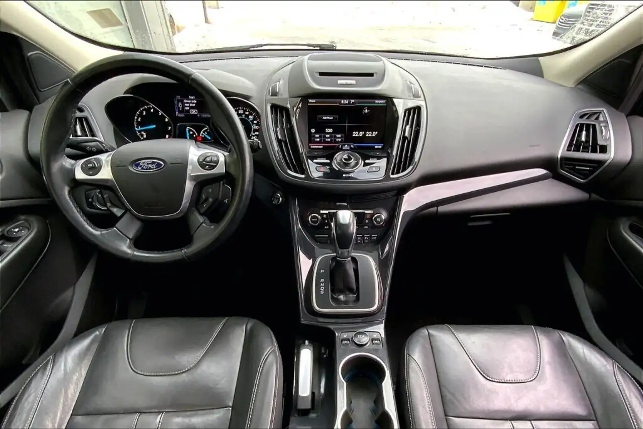 Ford Escape снимка Ford Escape