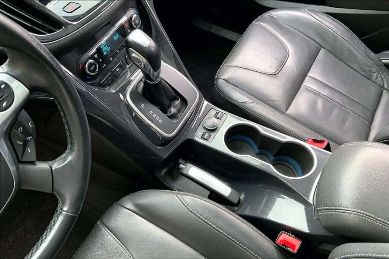 Ford Escape снимка Ford Escape