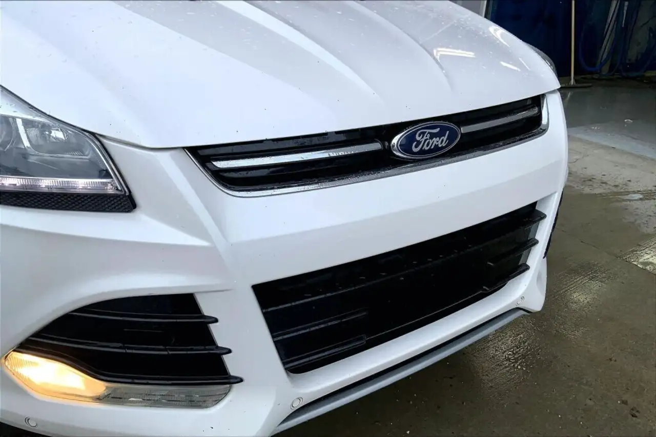 Ford Escape снимка Ford Escape