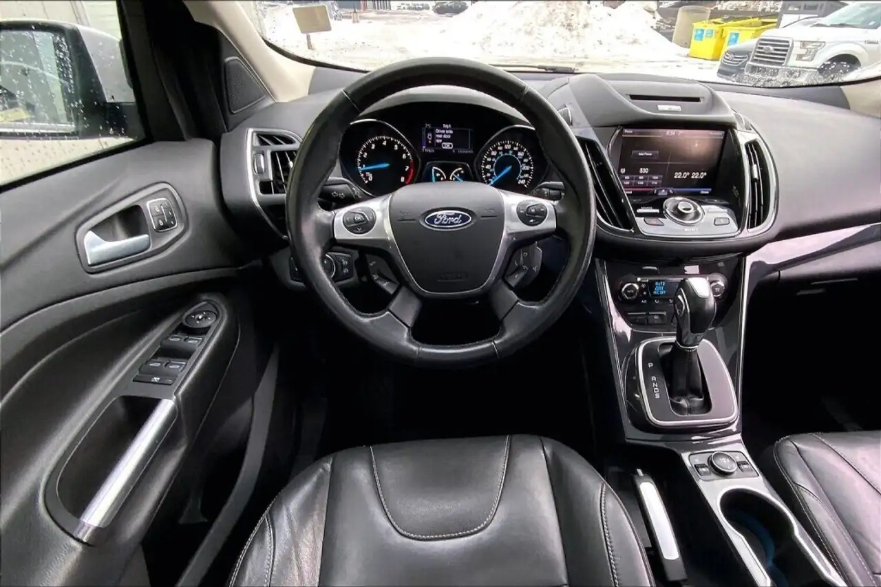 Ford Escape снимка Ford Escape