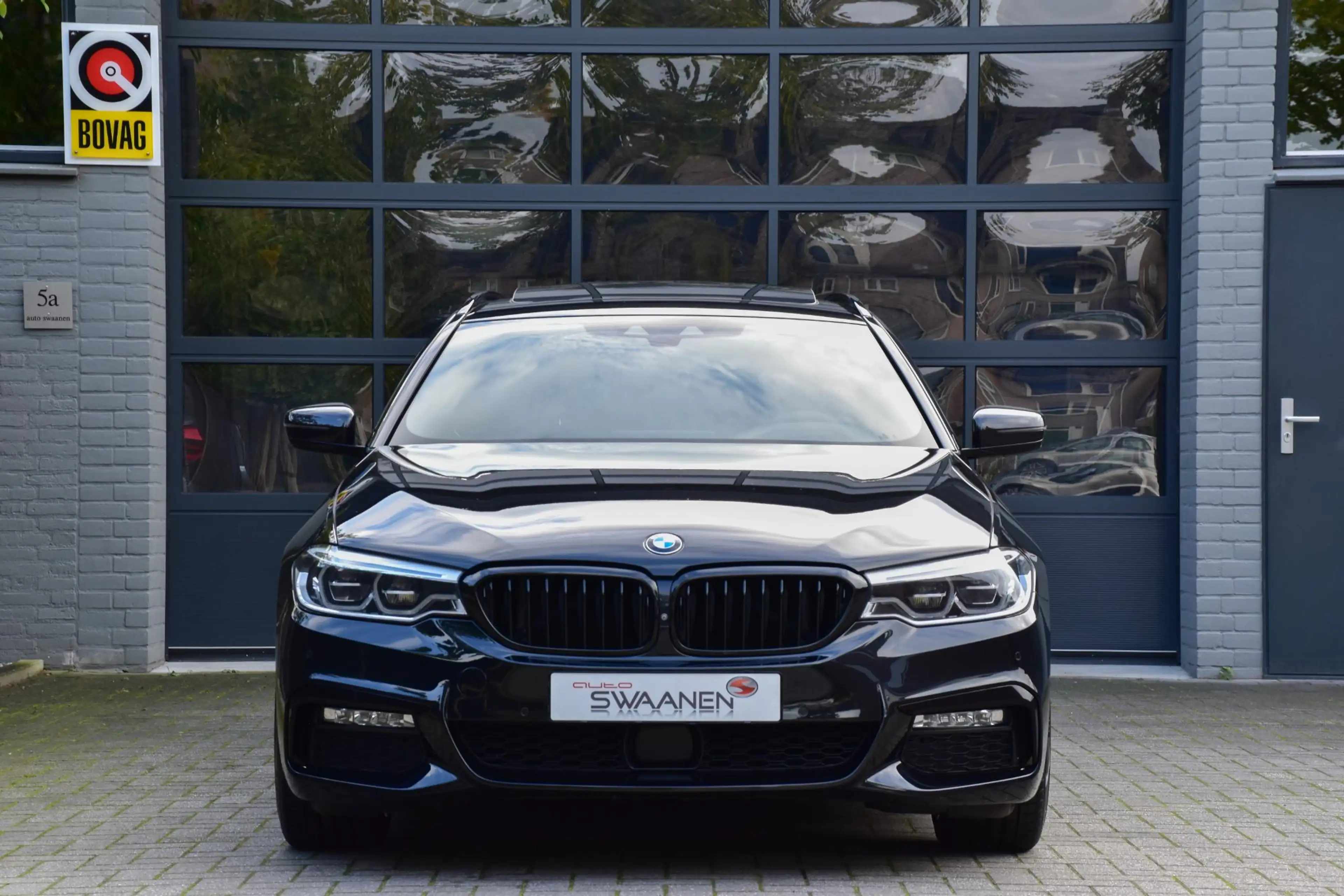 BMW 540 5-serie Touring 540i xDrive M Sport | Bowers & Wil — photo 2