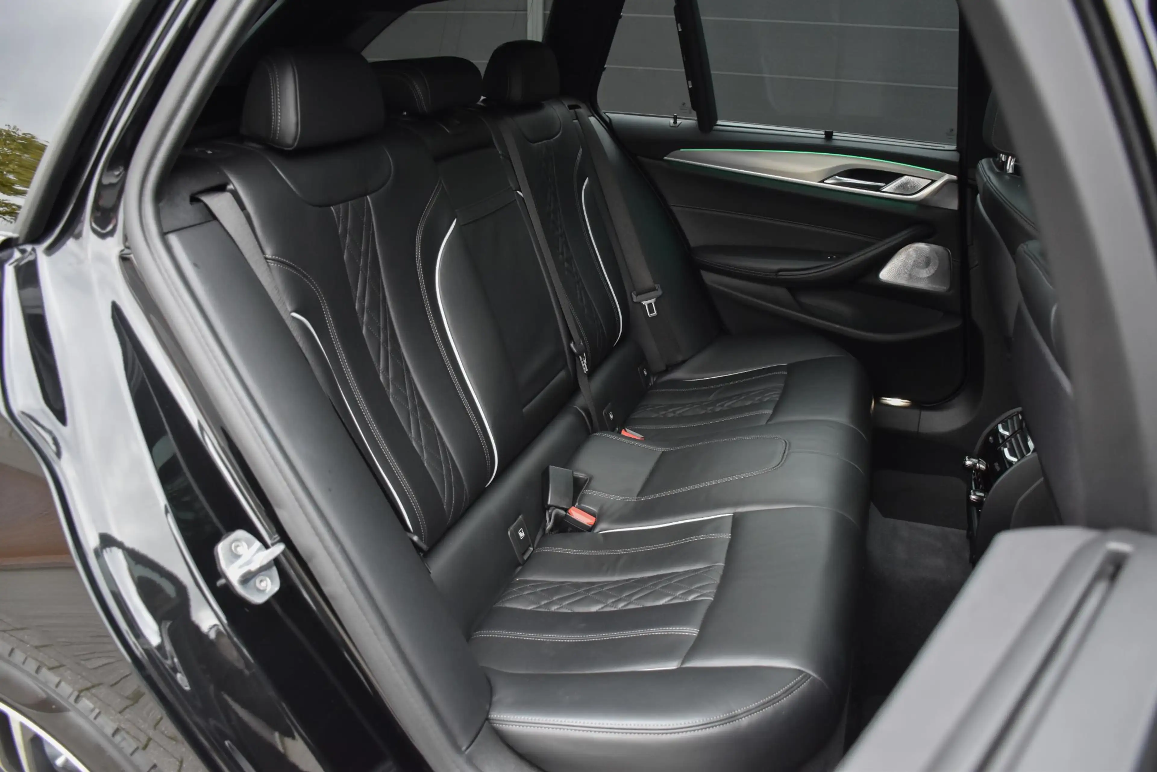 BMW 540 5-serie Touring 540i xDrive M Sport | Bowers & Wil — photo 13