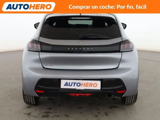 Peugeot 208 view 5