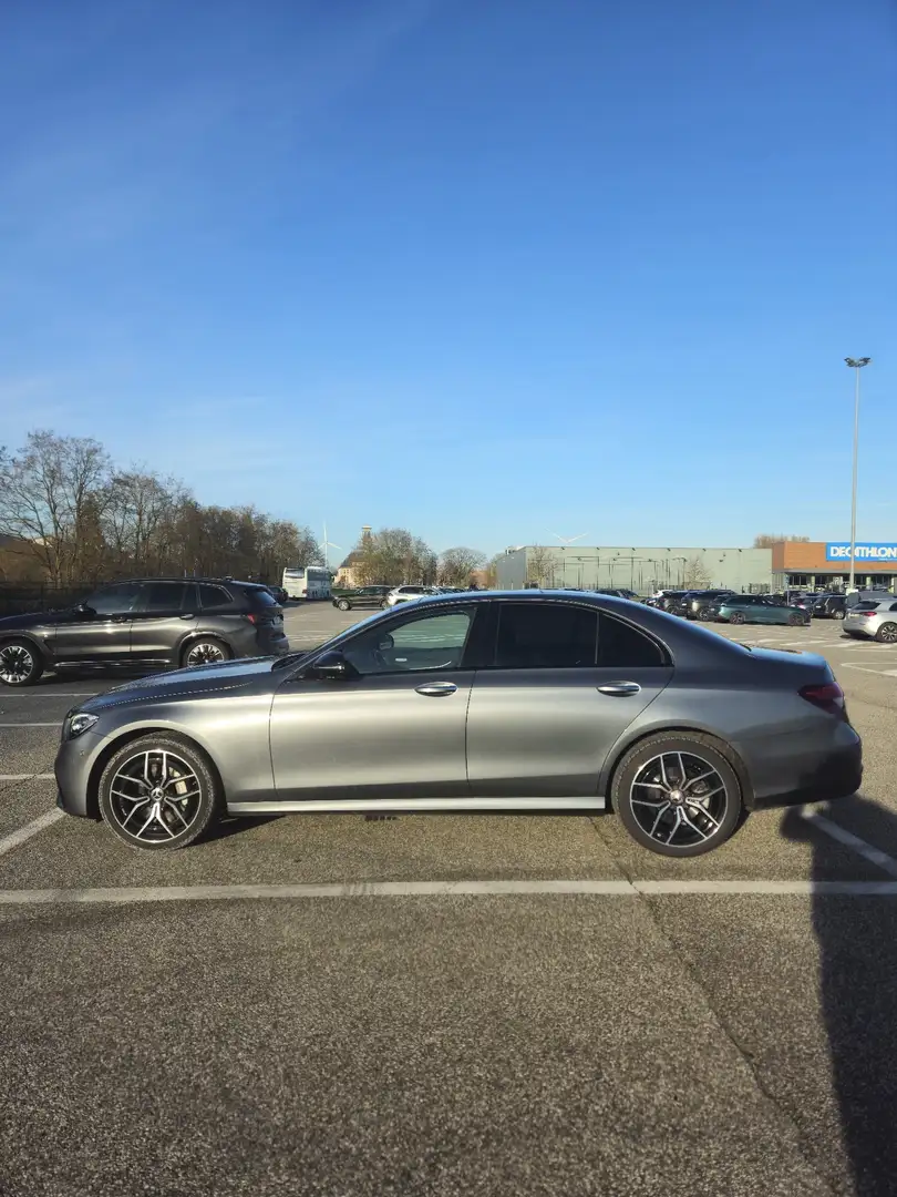 Mercedes-Benz E 300 de 4Matic T 9G-TRONIC AMG Line - 2