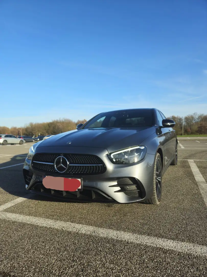 Mercedes-Benz E 300 de 4Matic T 9G-TRONIC AMG Line - 1