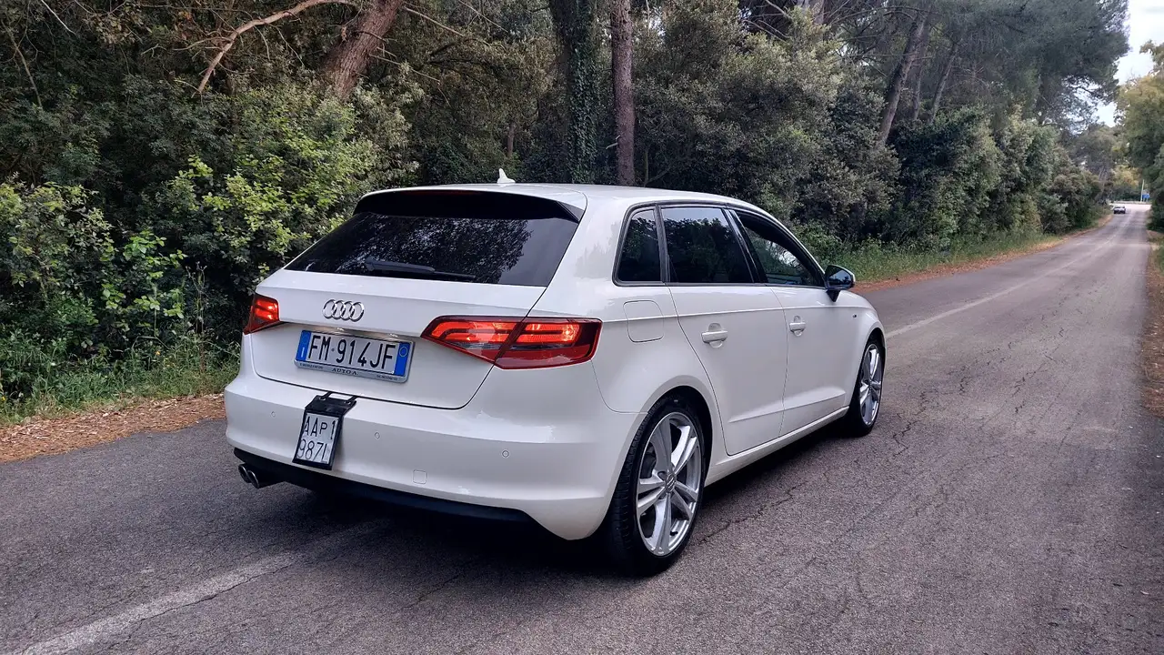 Audi A3 5p 2.0 stronic 150 cv, foto 3