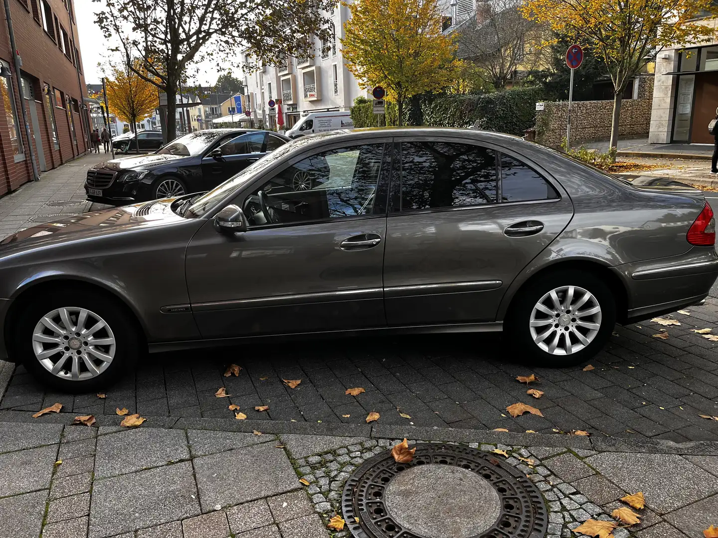 Mercedes-Benz E 320 CDI 7G-TRONIC Elegance DPF - 1