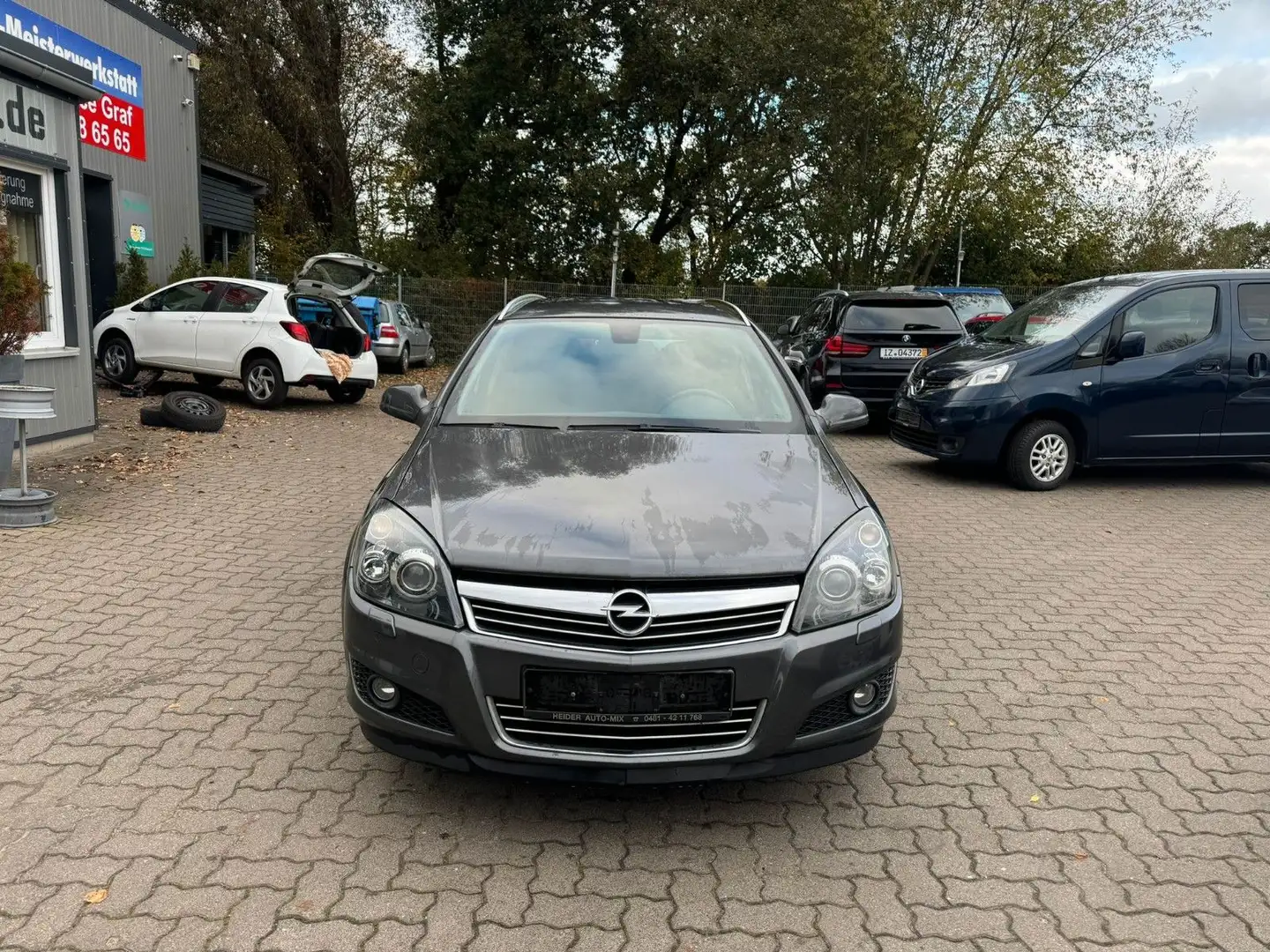Opel Astra H Caravan KLIMATR°AHK°XENON°TÜV 03/2027! Grau - 2