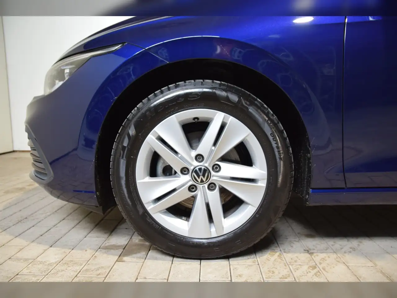 Volkswagen Golf Variant VIII Var. eTSI Life DSG AHK - LED - Navi 5