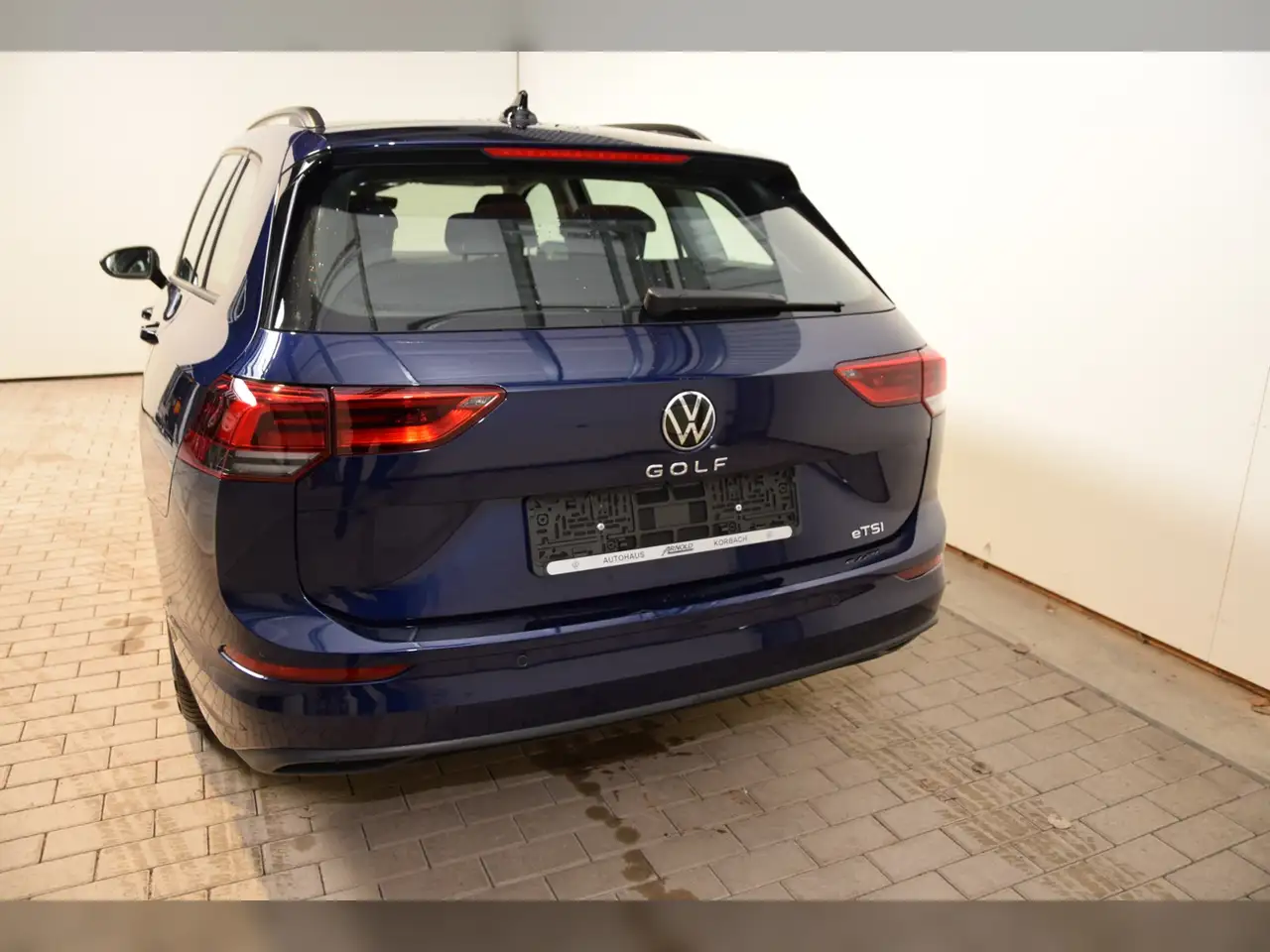 Volkswagen Golf Variant VIII Var. eTSI Life DSG AHK - LED - Navi 4