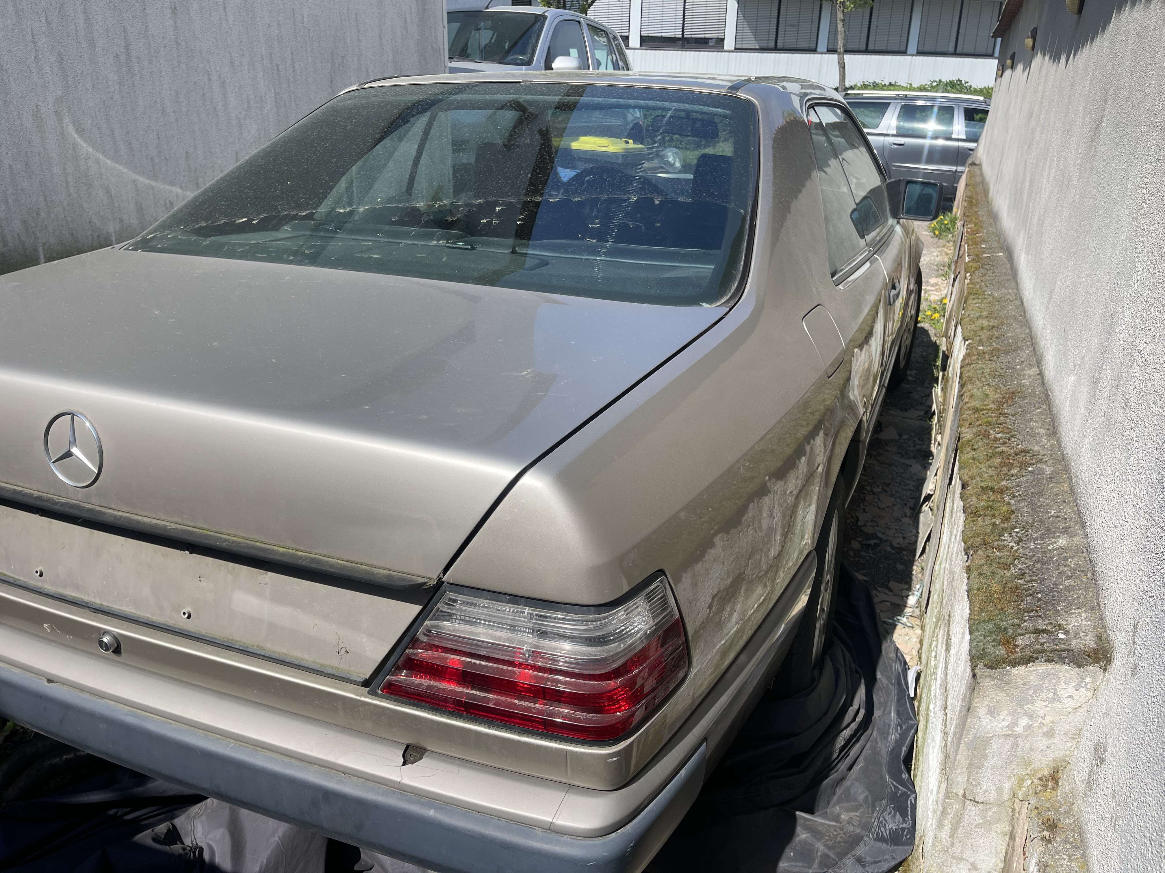 Second hand Mercedes Benz 300 