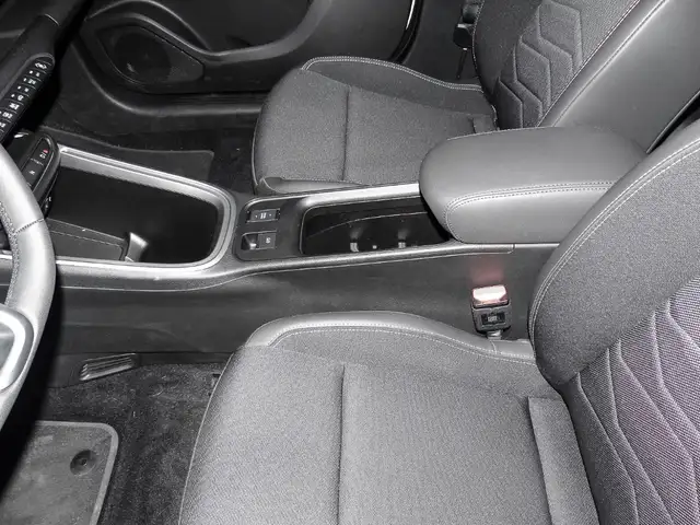 Jeep Avenger view 11