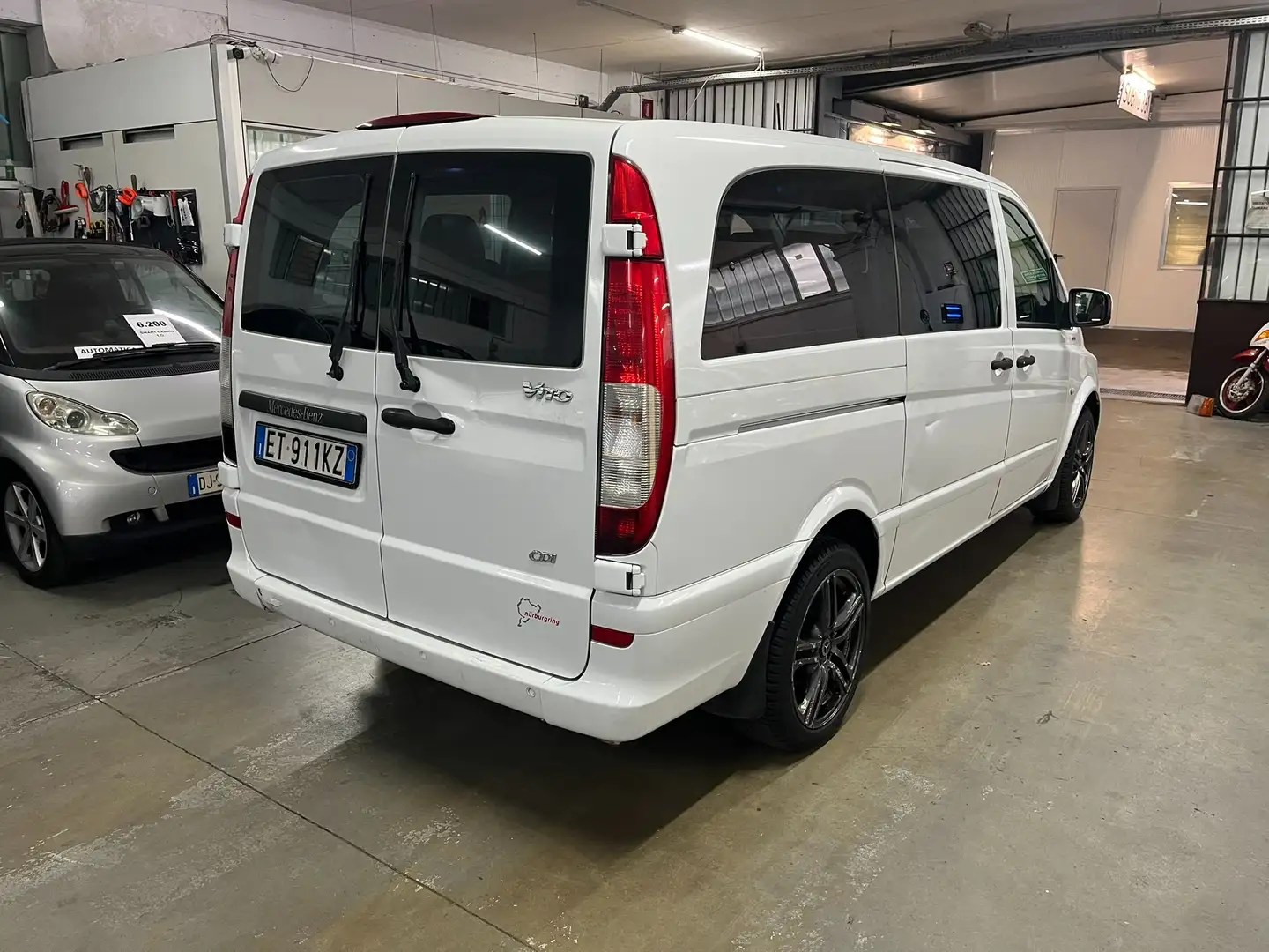 Mercedes-Benz Viano 2.2 CDI, cambio automatico, 9 POSTI Blanc - 2