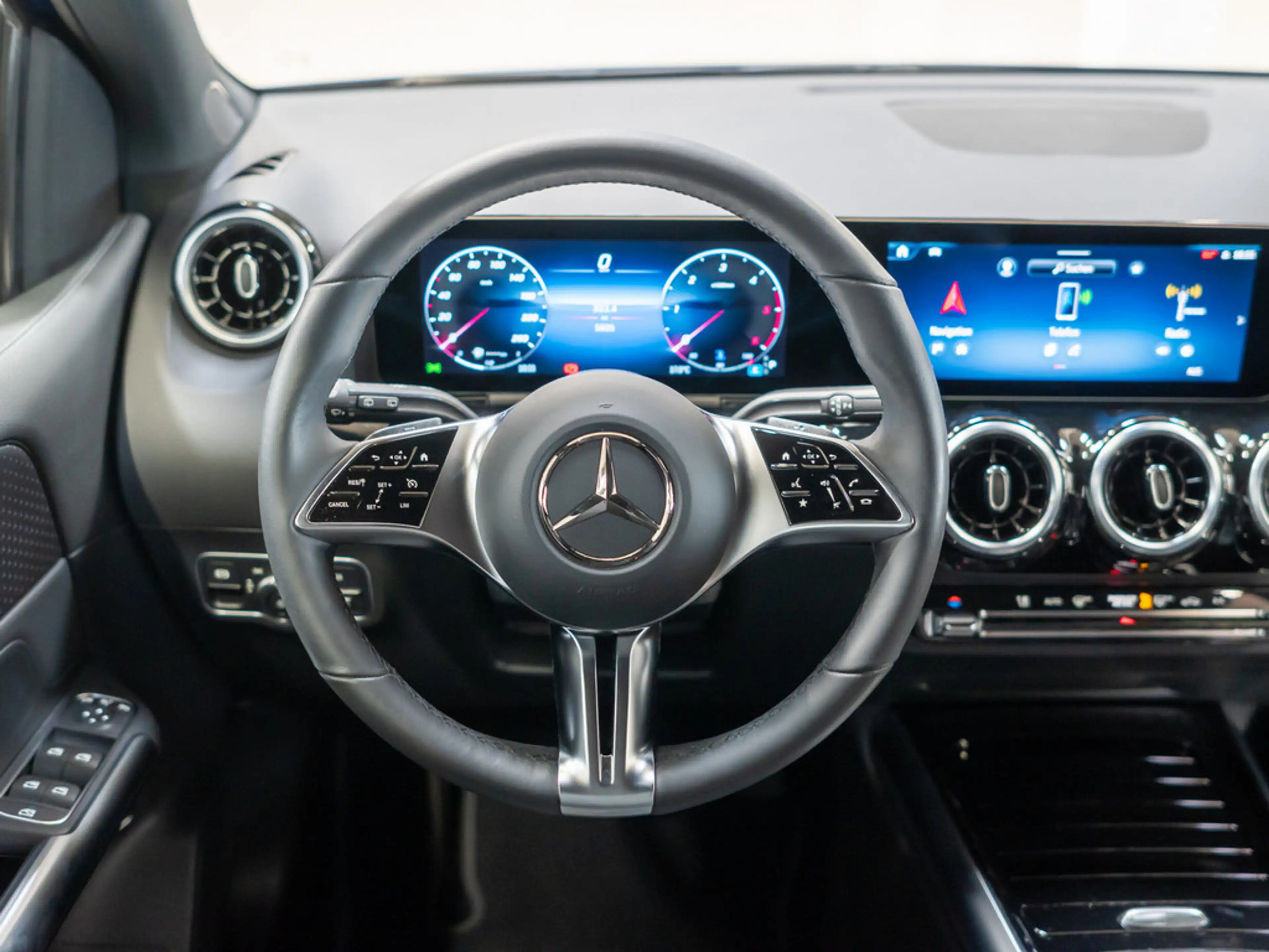 Mercedes-Benz B 220 d Progressive Advanced LED Kamera Spurh — photo 11