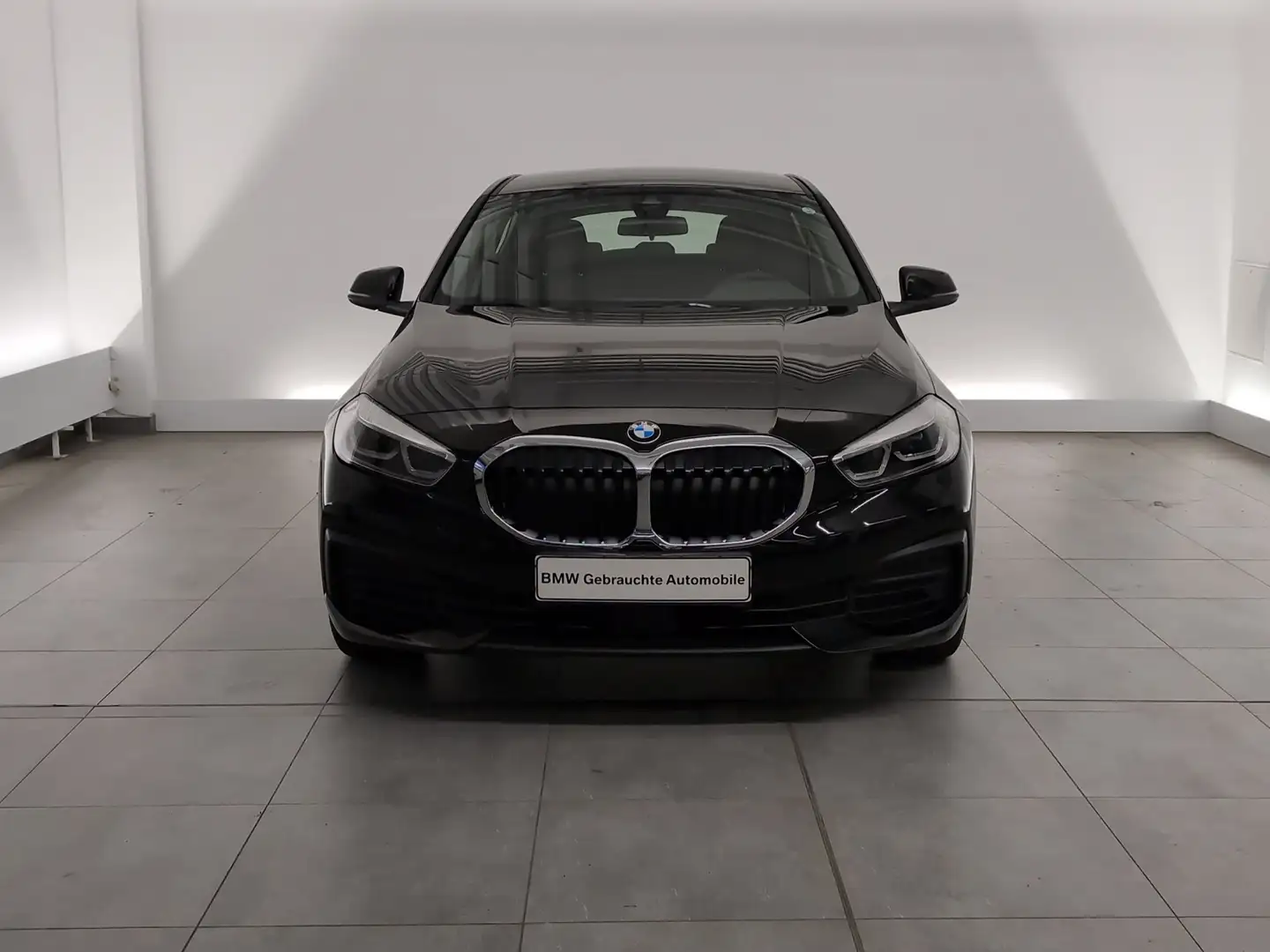BMW 118 i Advantage AHK/PDC/DAB AHK/PDC/DAB Schwarz - 2