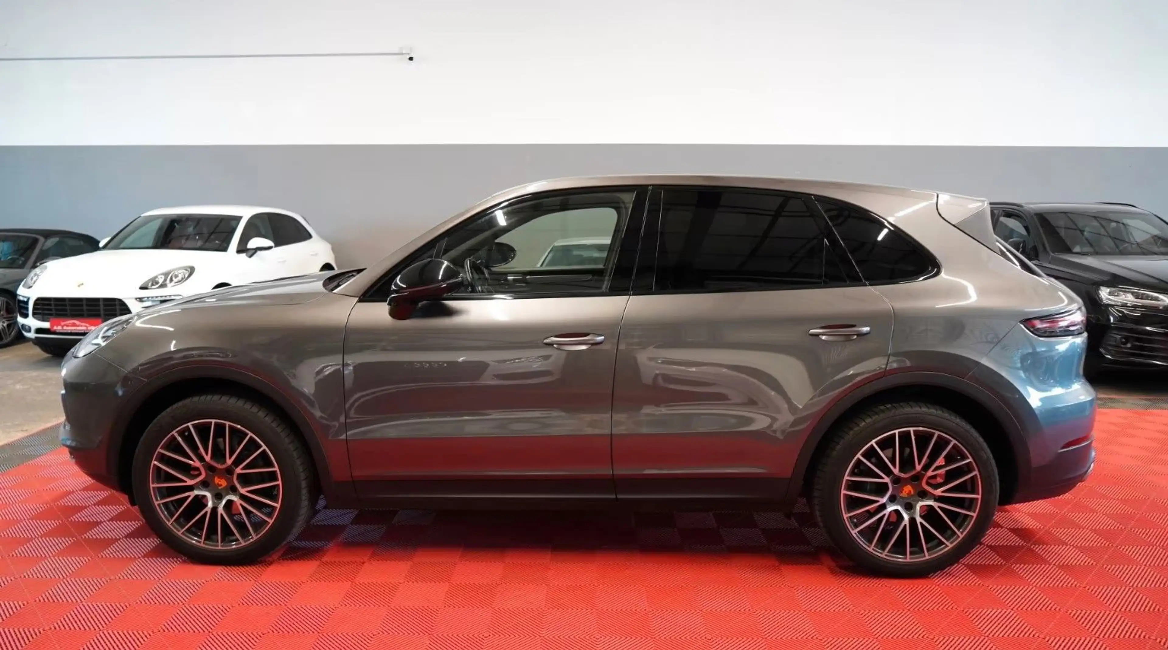 Porsche Cayenne 3.0 V6 Unfallfrei*LED*Acc*Spur*360°Cam* — photo 10