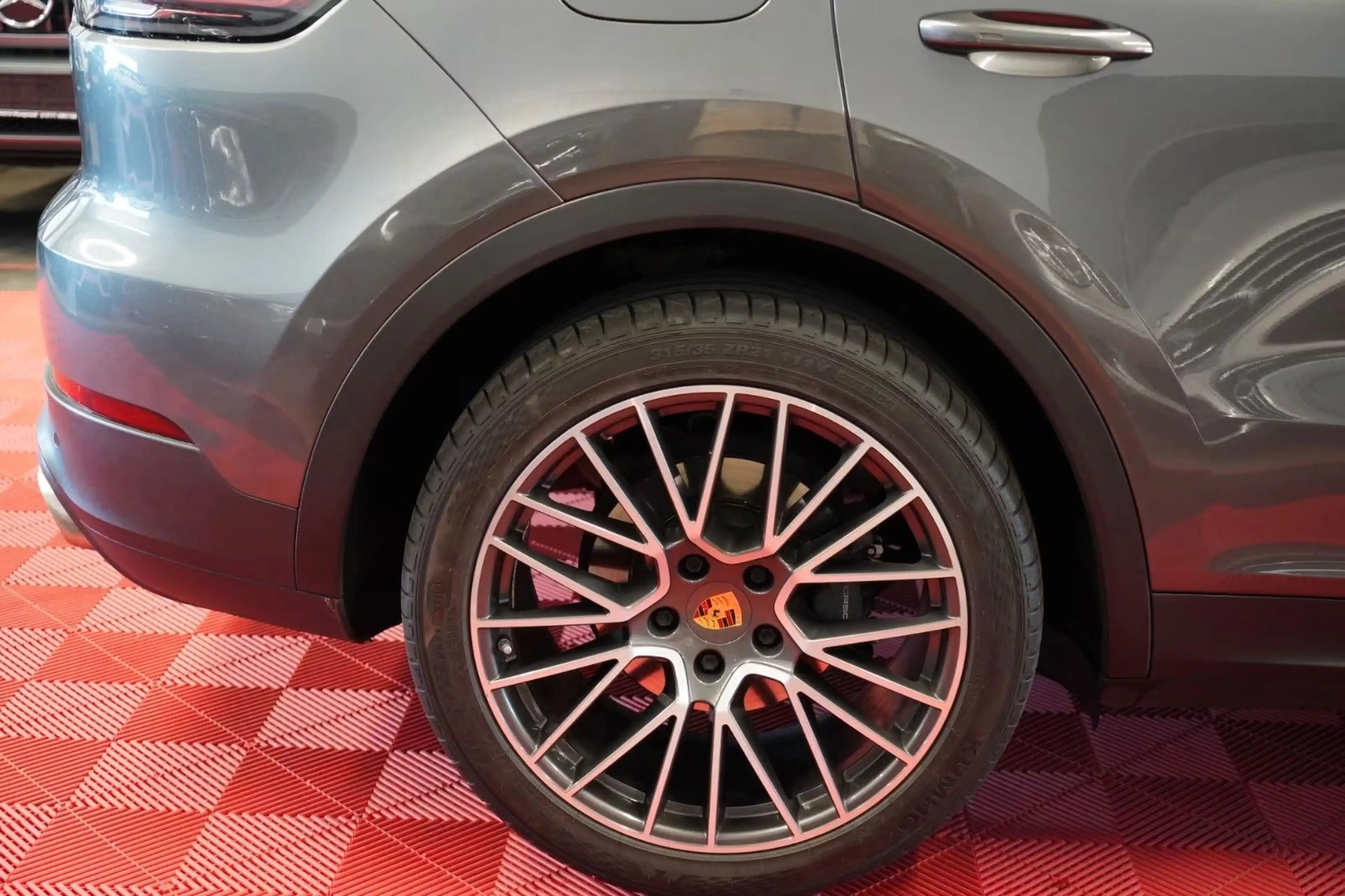Porsche Cayenne 3.0 V6 Unfallfrei*LED*Acc*Spur*360°Cam* — photo 6