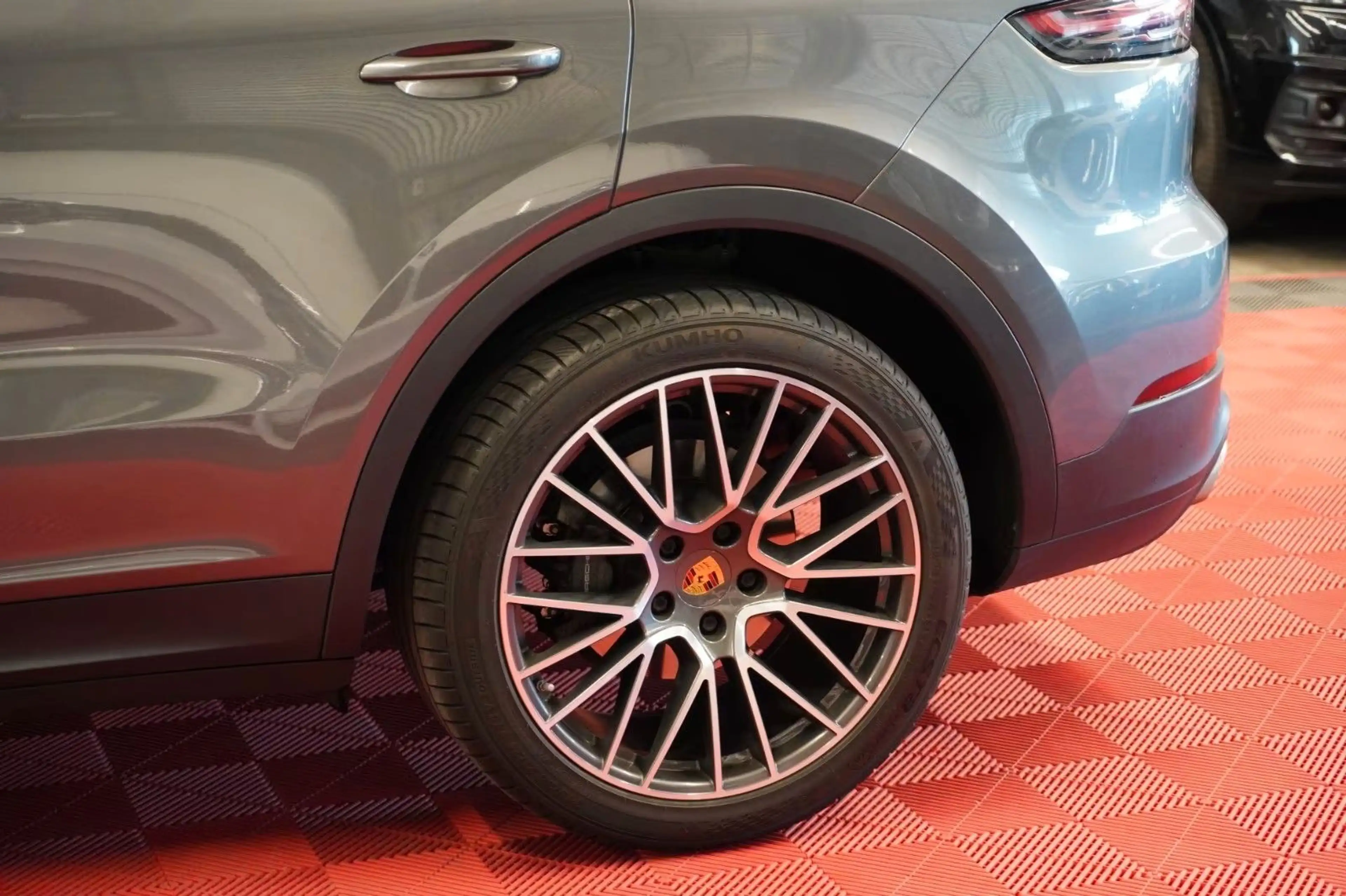 Porsche Cayenne 3.0 V6 Unfallfrei*LED*Acc*Spur*360°Cam* — photo 11