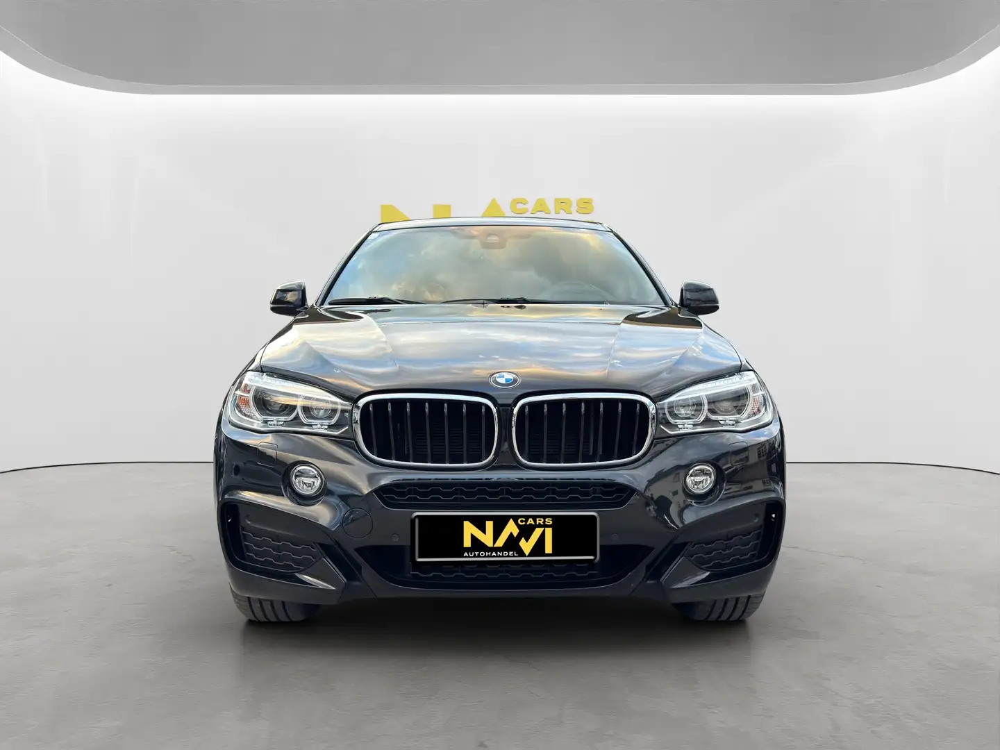 BMW X6 Schwarz - 2