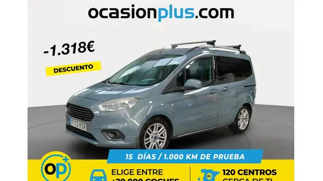 Ford Tourneo Courier 1.0 Ecoboost Titanium