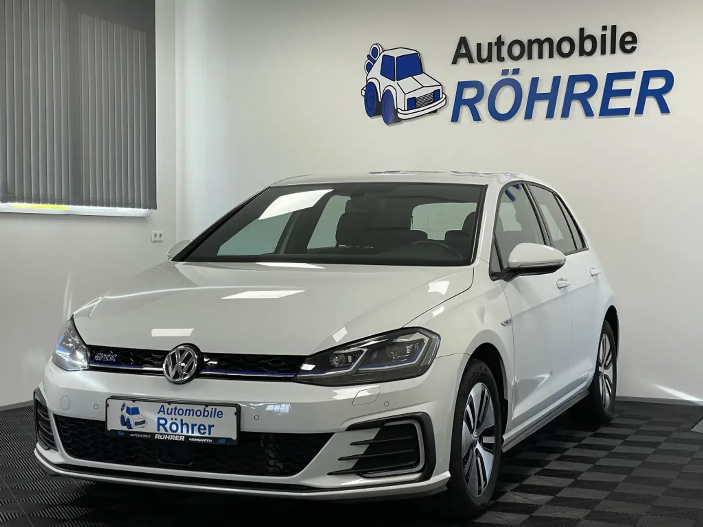 Volkswagen Golf VII 1.4 TSI GTE DSG BlueMotion 1.Hand ACC Weiß - 1