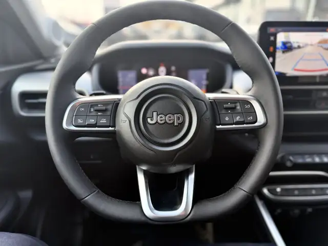 Jeep Avenger view 15