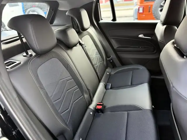 Jeep Avenger view 10