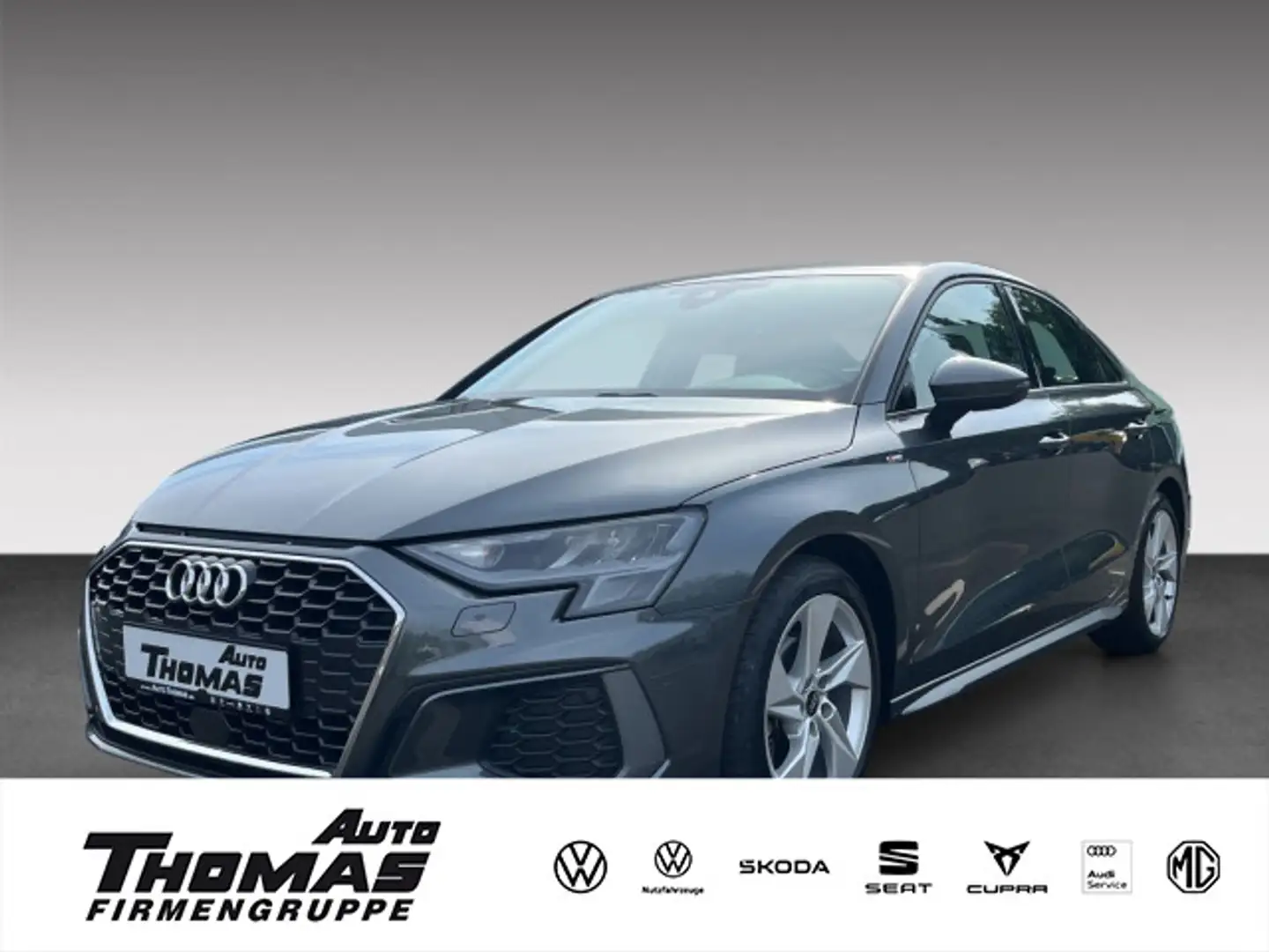 Audi A3 35 TFSI S line Grijs - 1