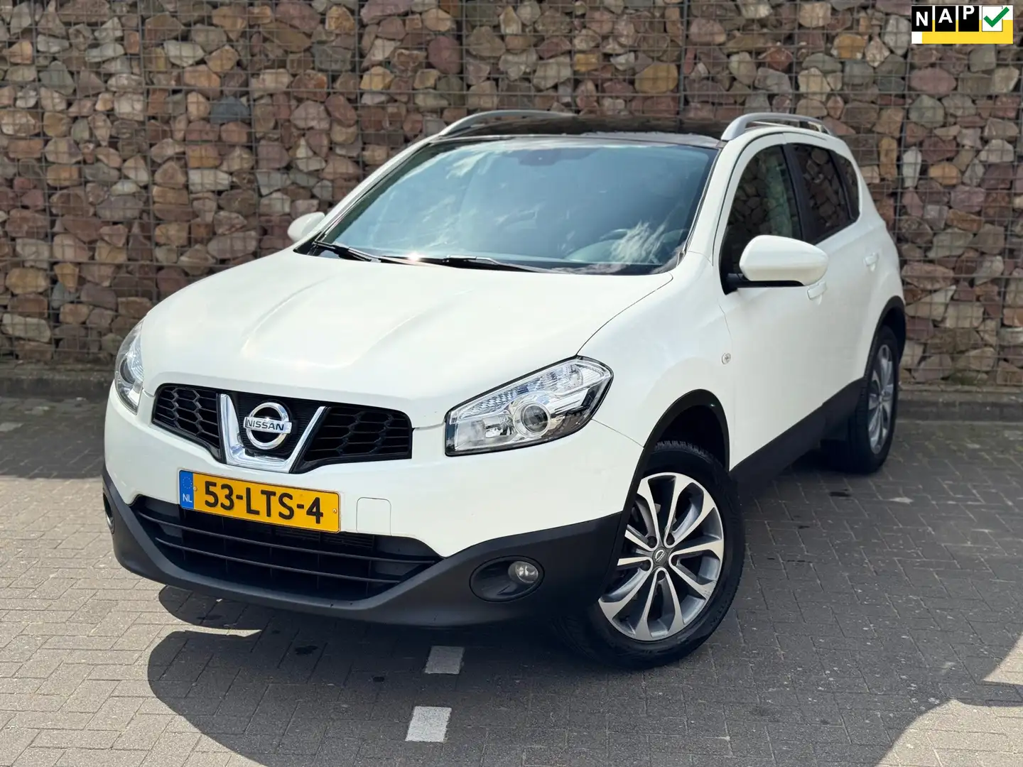 Nissan Qashqai 1.6 Acenta Wit - 1