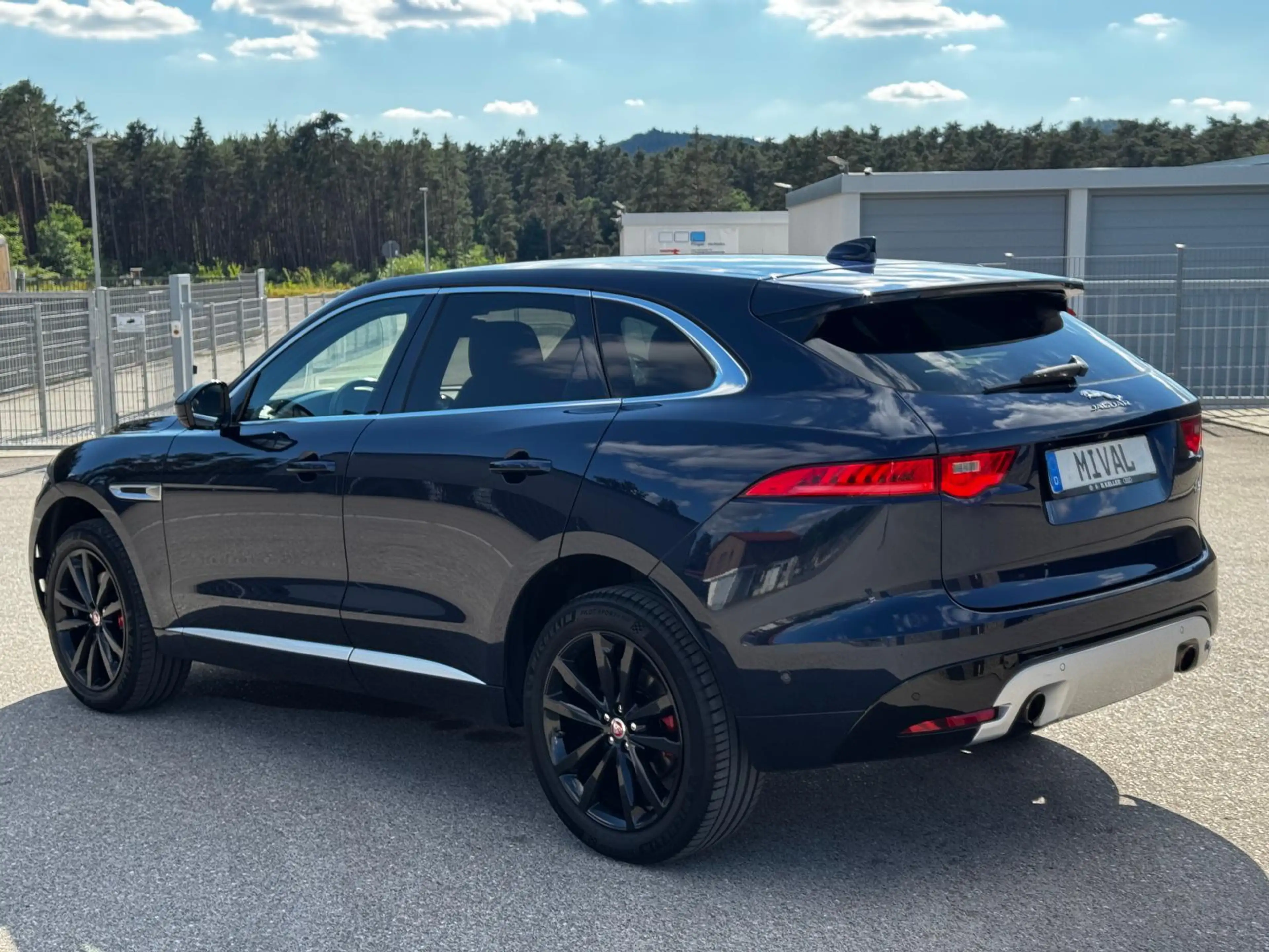 Jaguar F-Pace S AWD LED/HeadUp/Keyless/Memory/Standheiz — photo 5