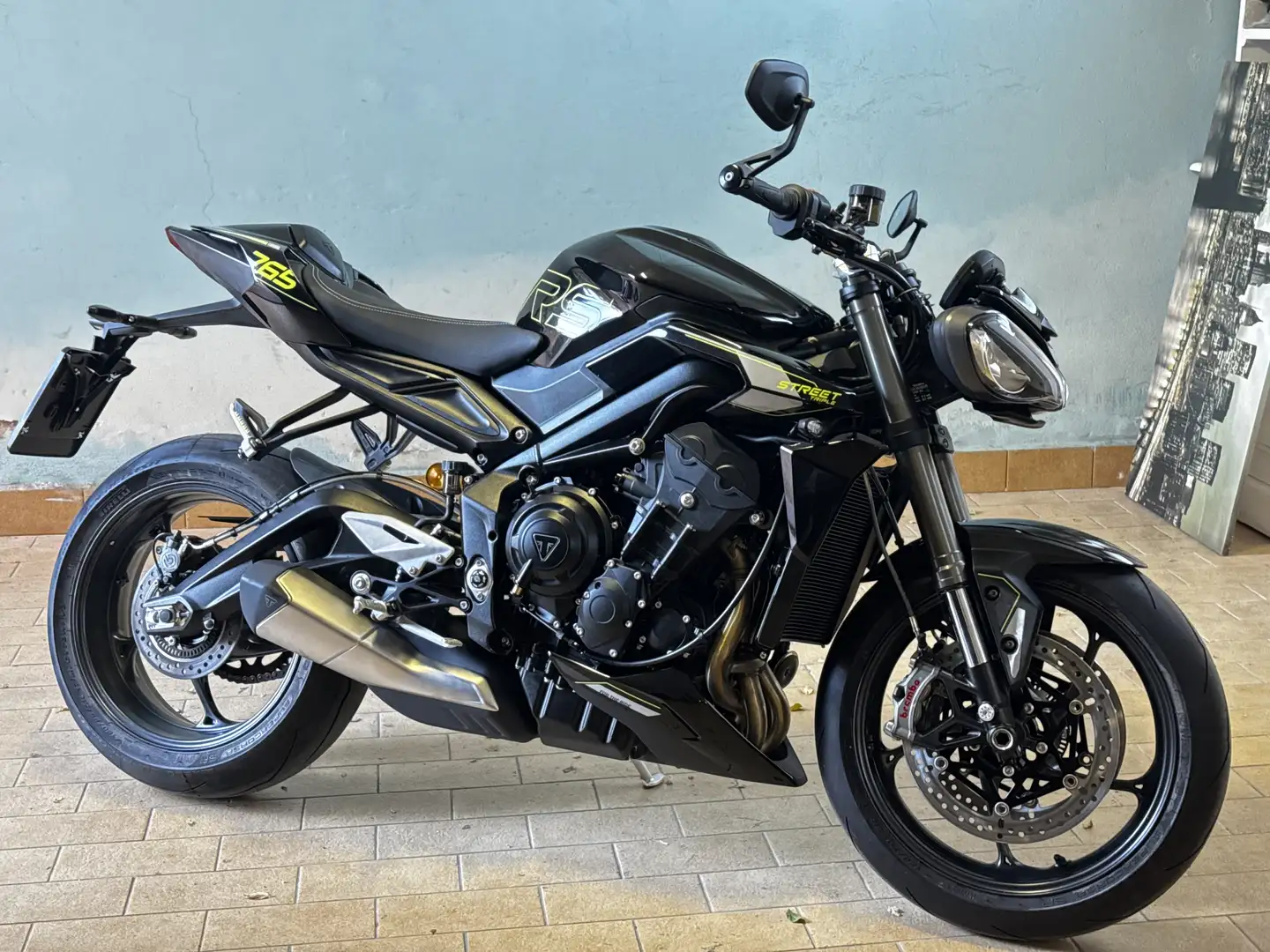 Triumph Street Triple RS 765 RS - 1