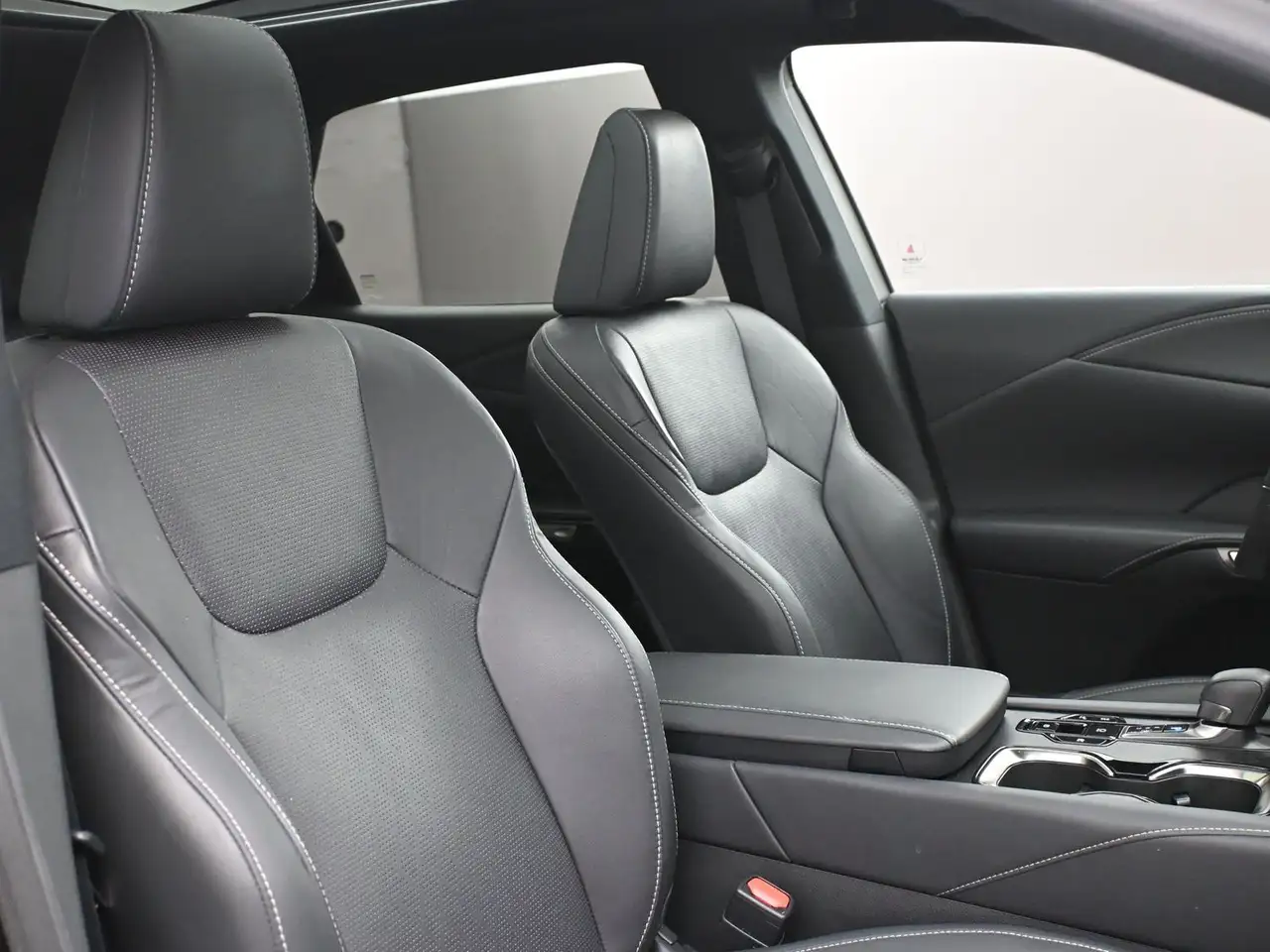 Lexus RX снимка Lexus RX